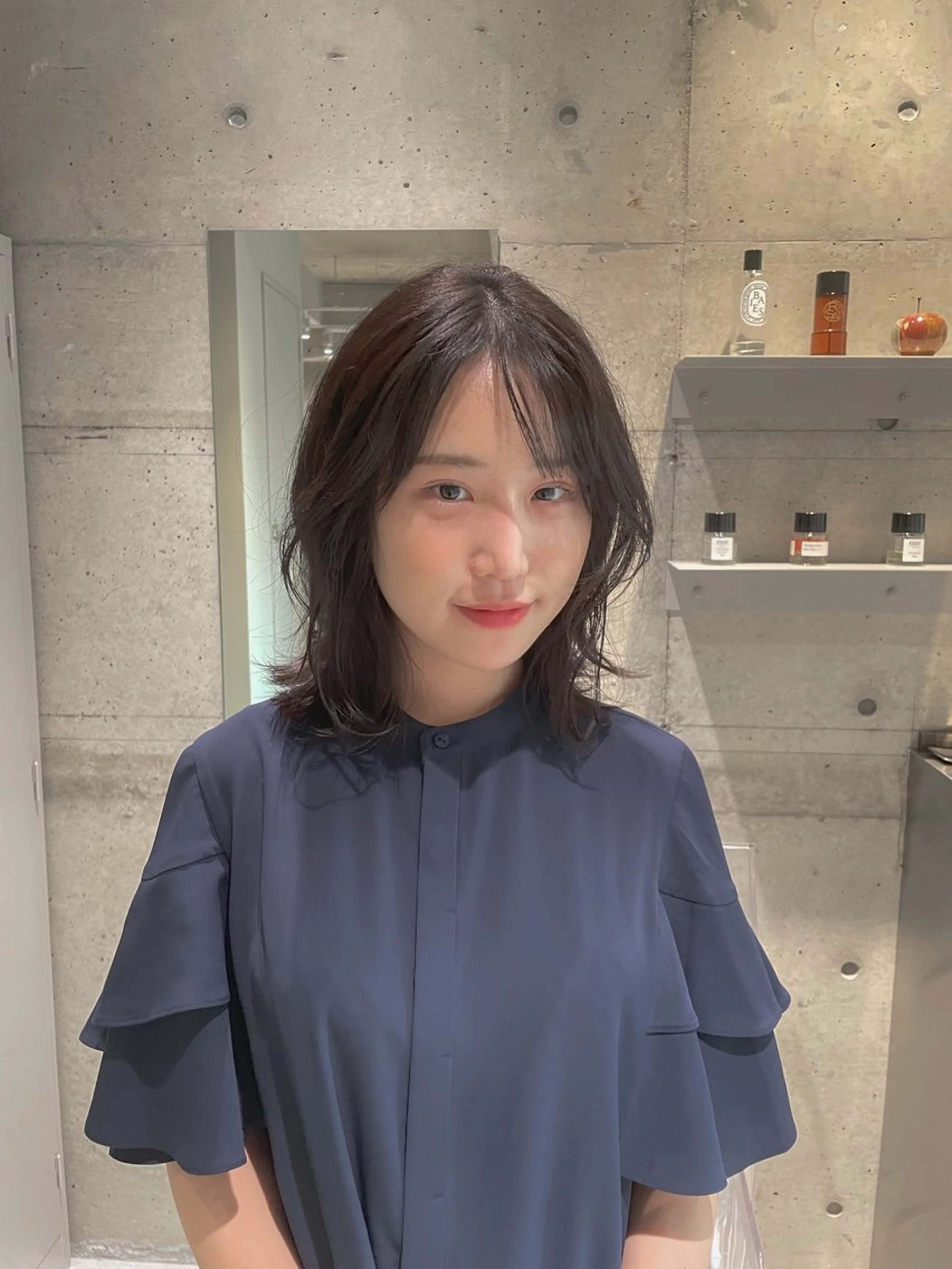 ミディアム カラー 顔周りカット レイヤーカット カット ヘアカラー トリートメント 艶髪推し🌿🫧 yukakoのヘアスタイル