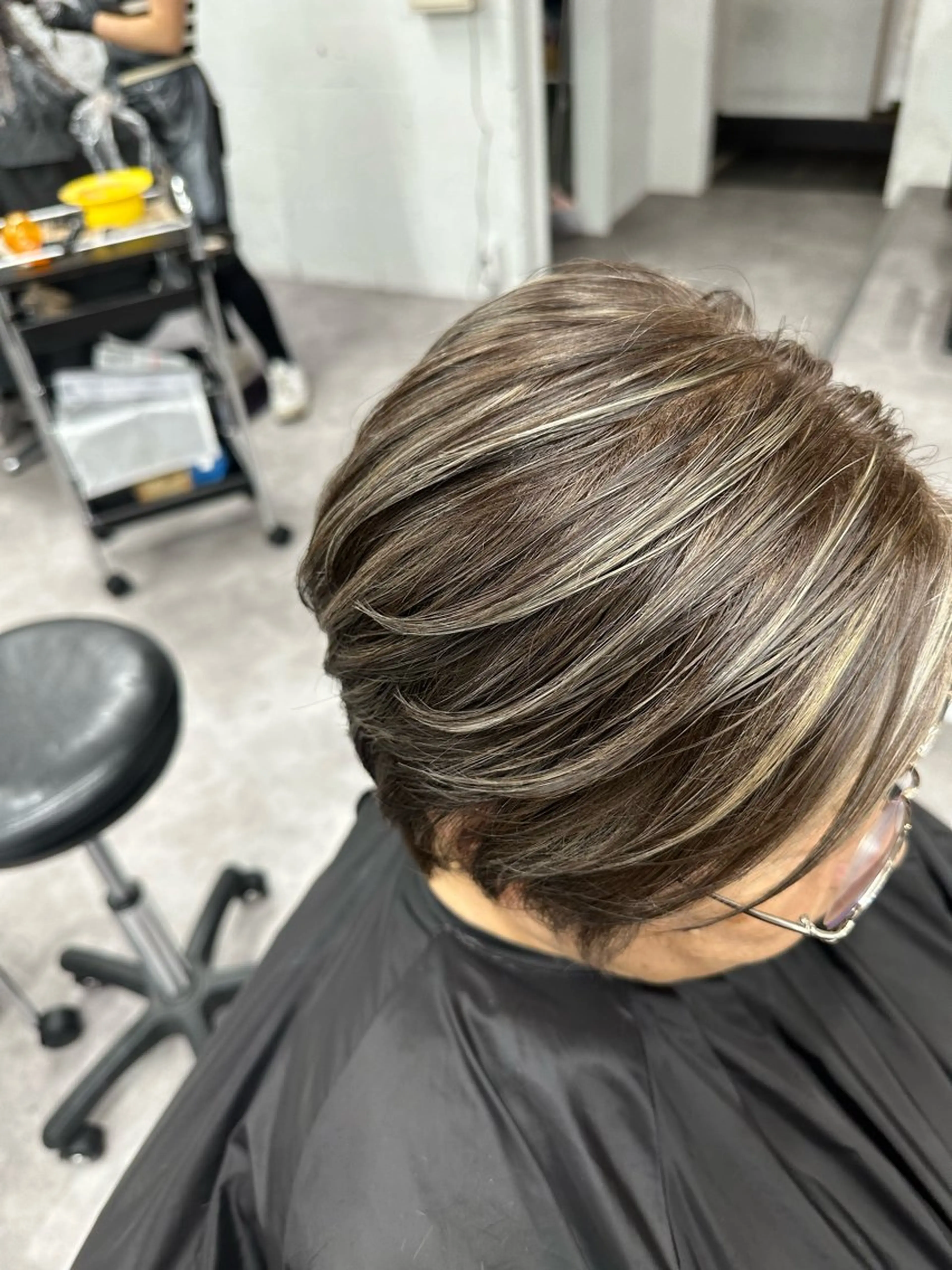 ショート カラー ヘアアレンジ ヘアカラー トリートメント 久米 治仁のヘアスタイル