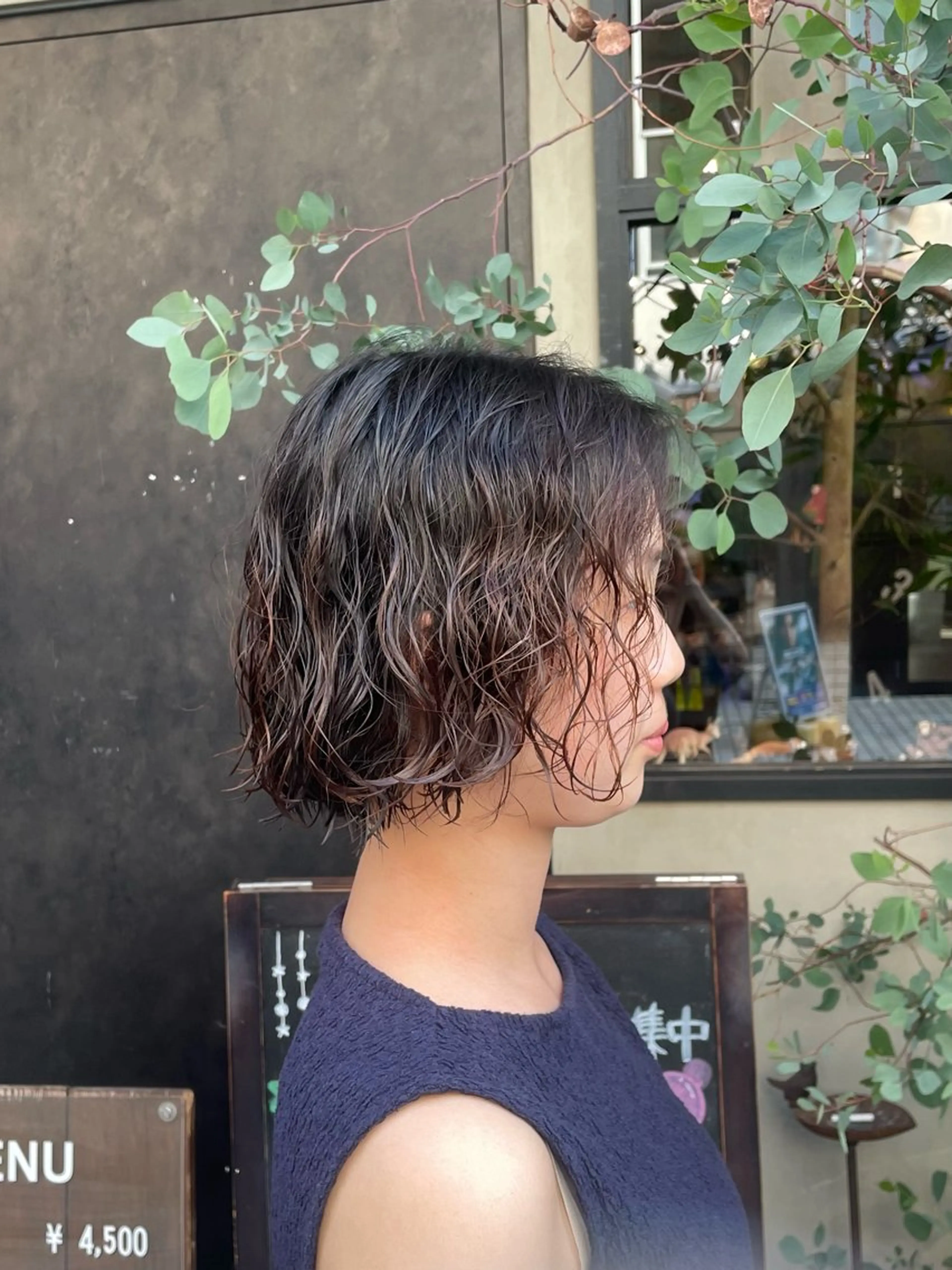 ショート カラー パーマ カット ヘアカラー トリートメント 竹内 春奈のヘアスタイル