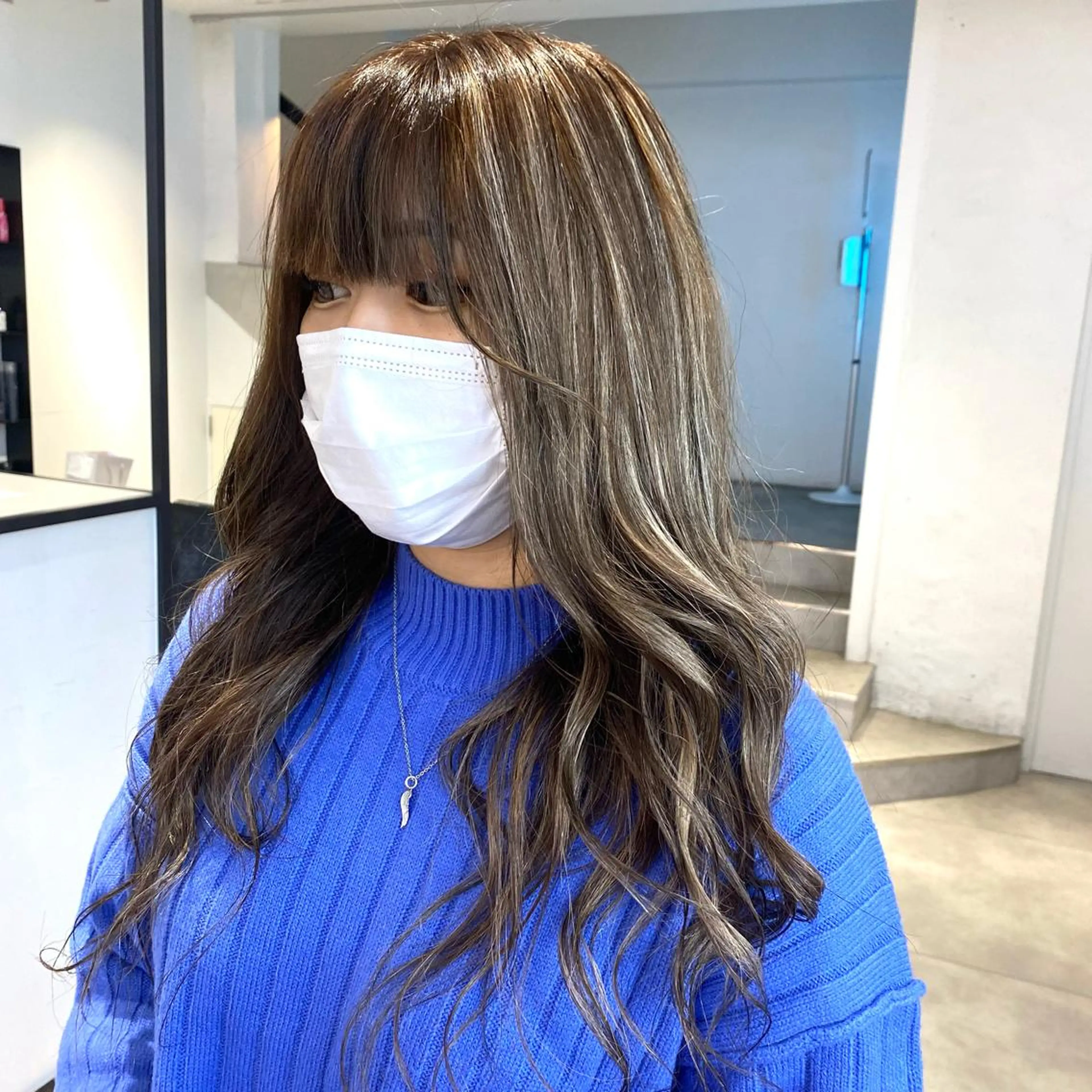 ロング カラー 酸性ストレート・ メンズ 三原 楊子のヘアスタイル