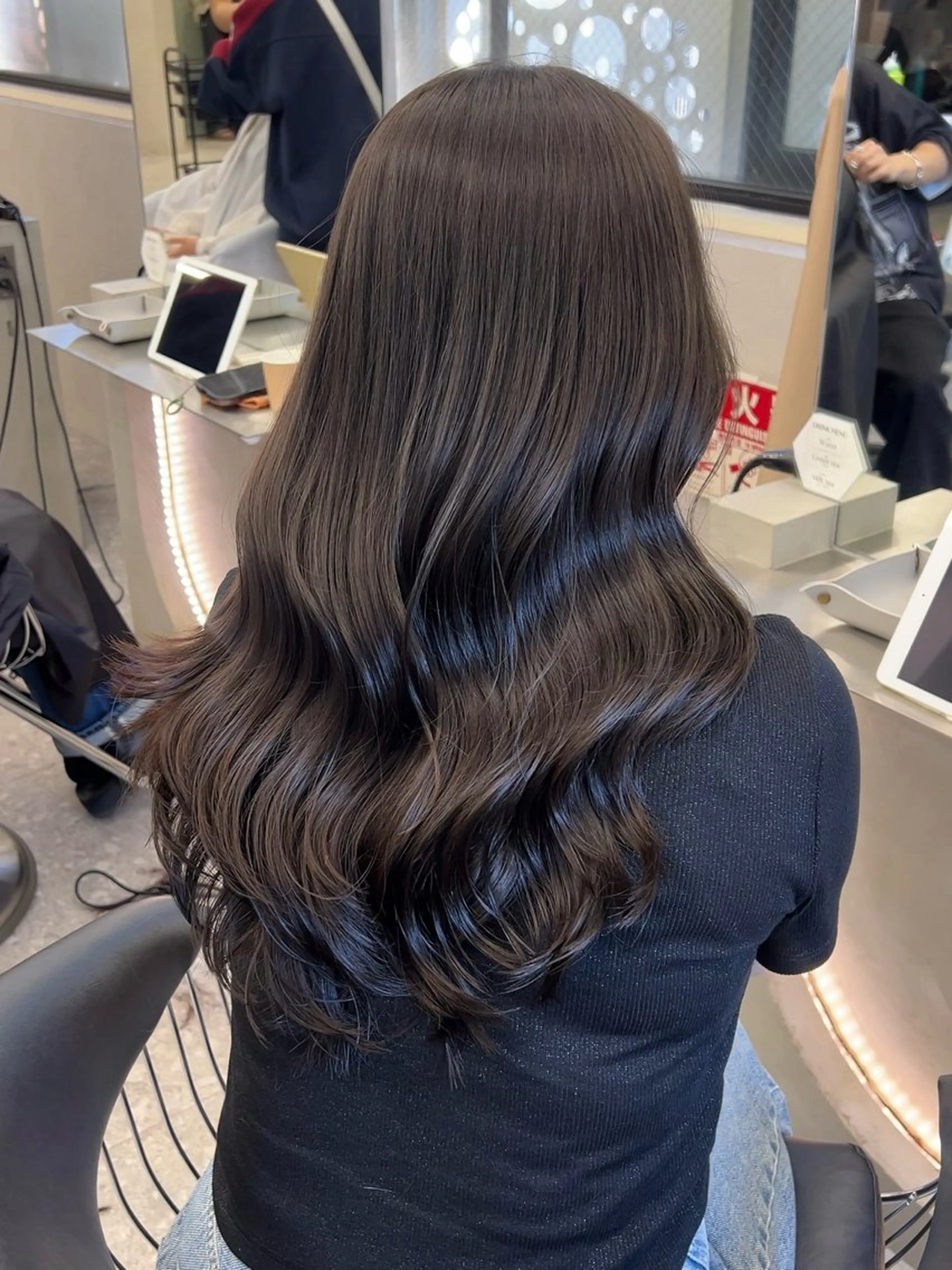 ロング カラー ブリーチ ダブルカラー グレージュ ブリーチなしカラー ヘアカラー Hiroki 韓国ヘア🇰🇷のヘアスタイル