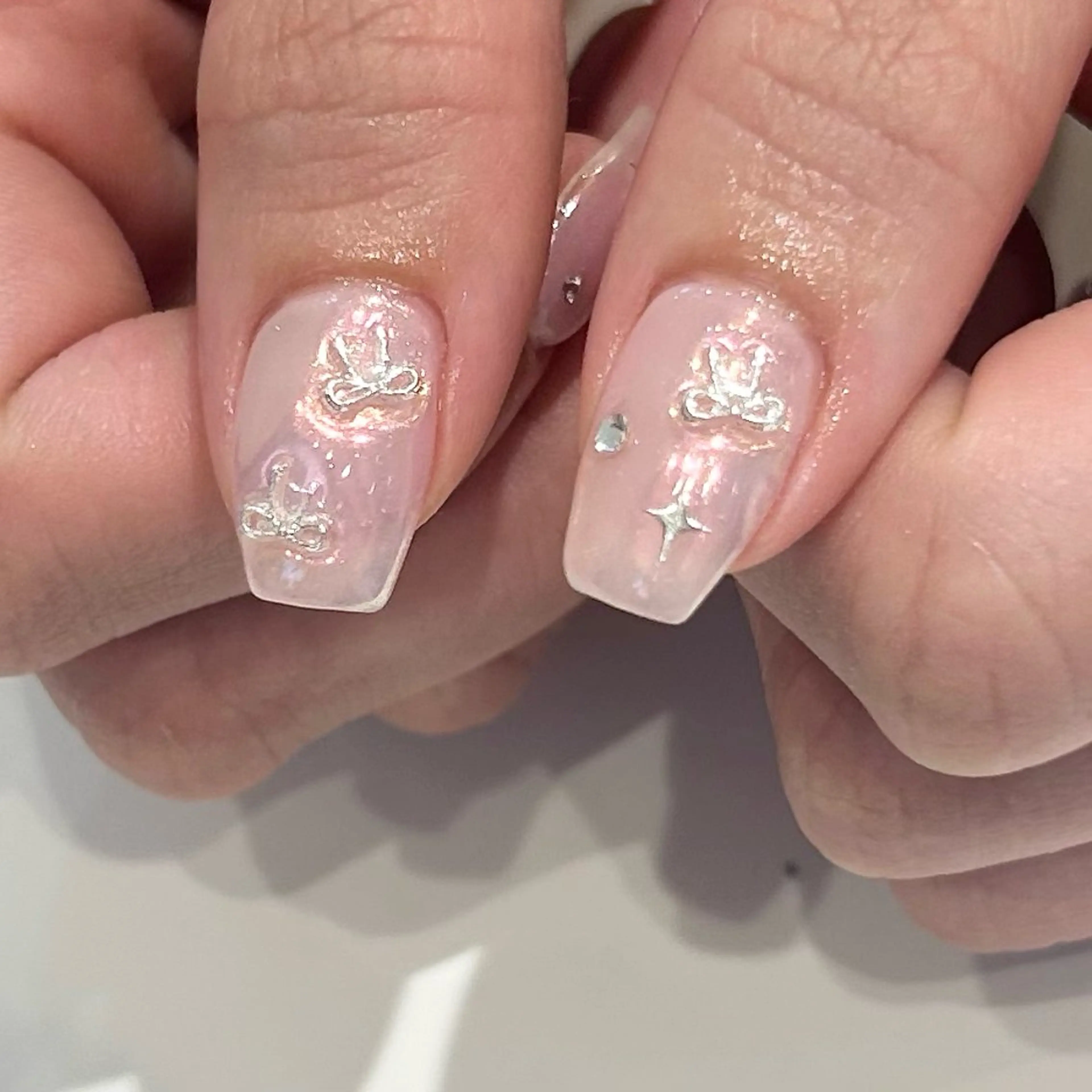 ネイル オーロラネイル ハンドネイル nail ♡" Riri韓国ガーリーのネイルデザイン