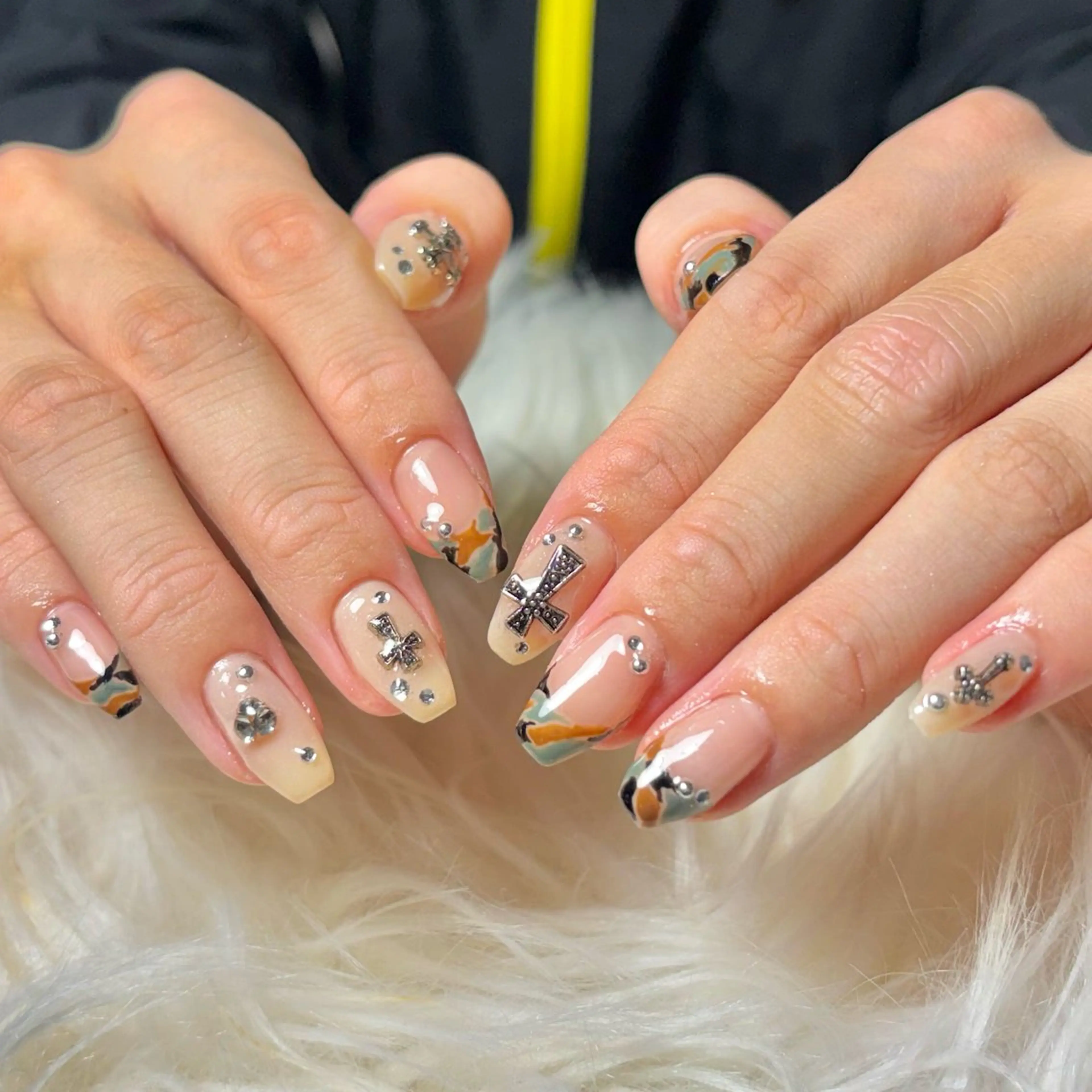 ネイル ハンドネイル ハンドケア hohomi .のネイルデザイン