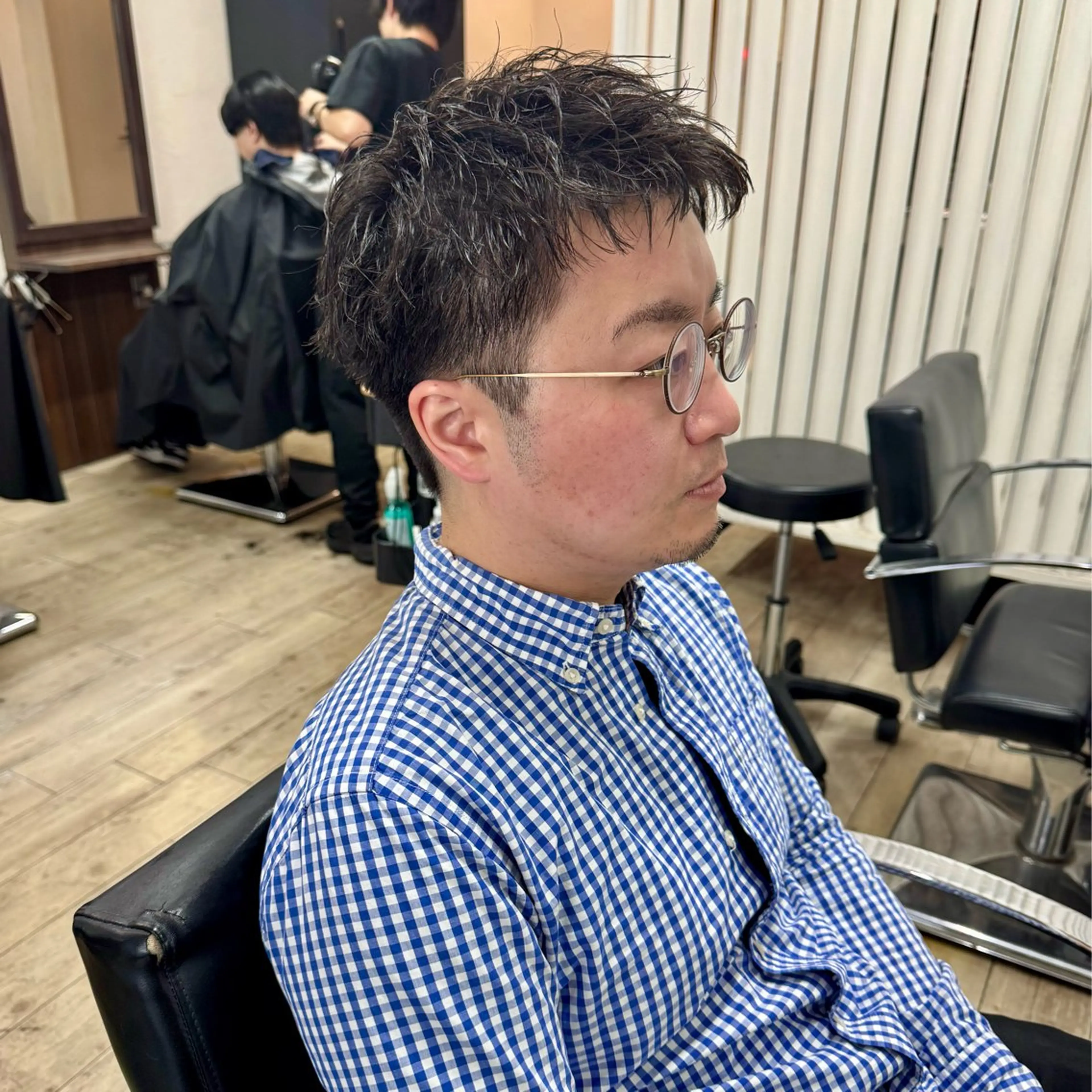 ショート パーマ メンズ アップバング メンズ就活ヘア メンズパーマ メンズショート スパイキーショート カット パーマ ヘアセット 【池袋/スパイキー ショート】ⓝⓘⓜⓤのヘアスタイル