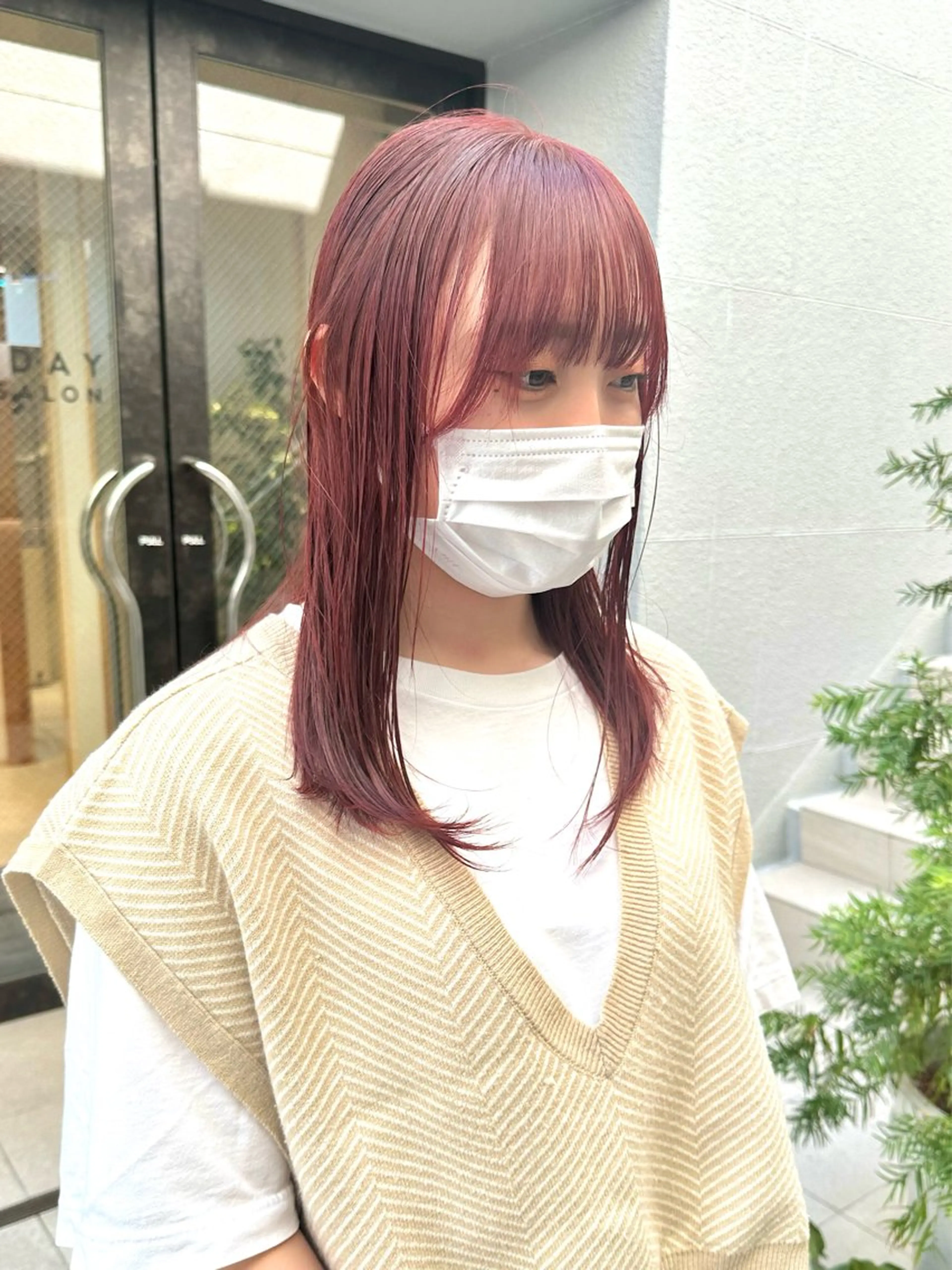 ミディアム カラー 抜きっぱなしブロンド ササキカズマのヘアスタイル