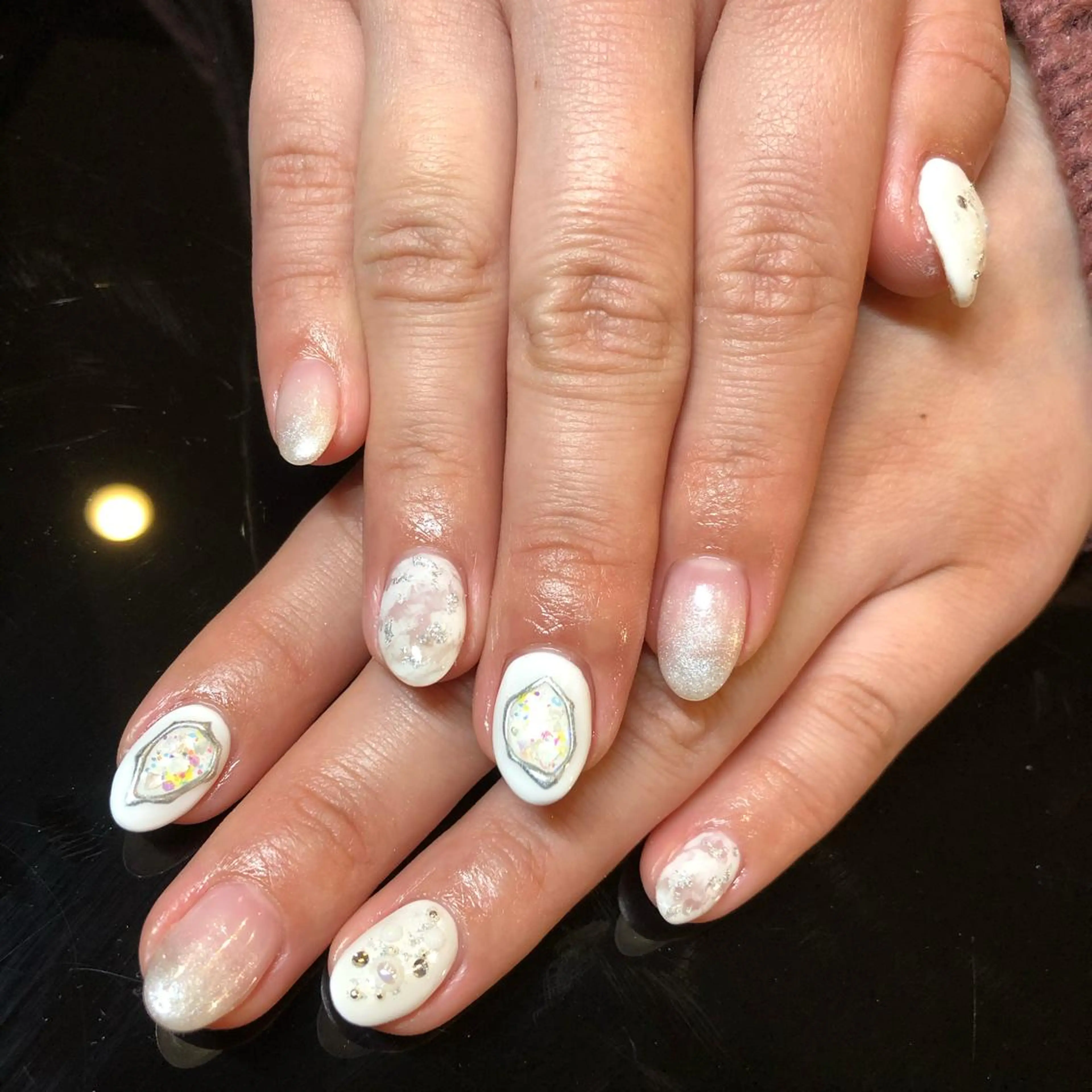 ミディアム ネイル ハンドネイル ハンドケア 💎ビューティサロン 湘南　RIRAN💎のネイルデザイン