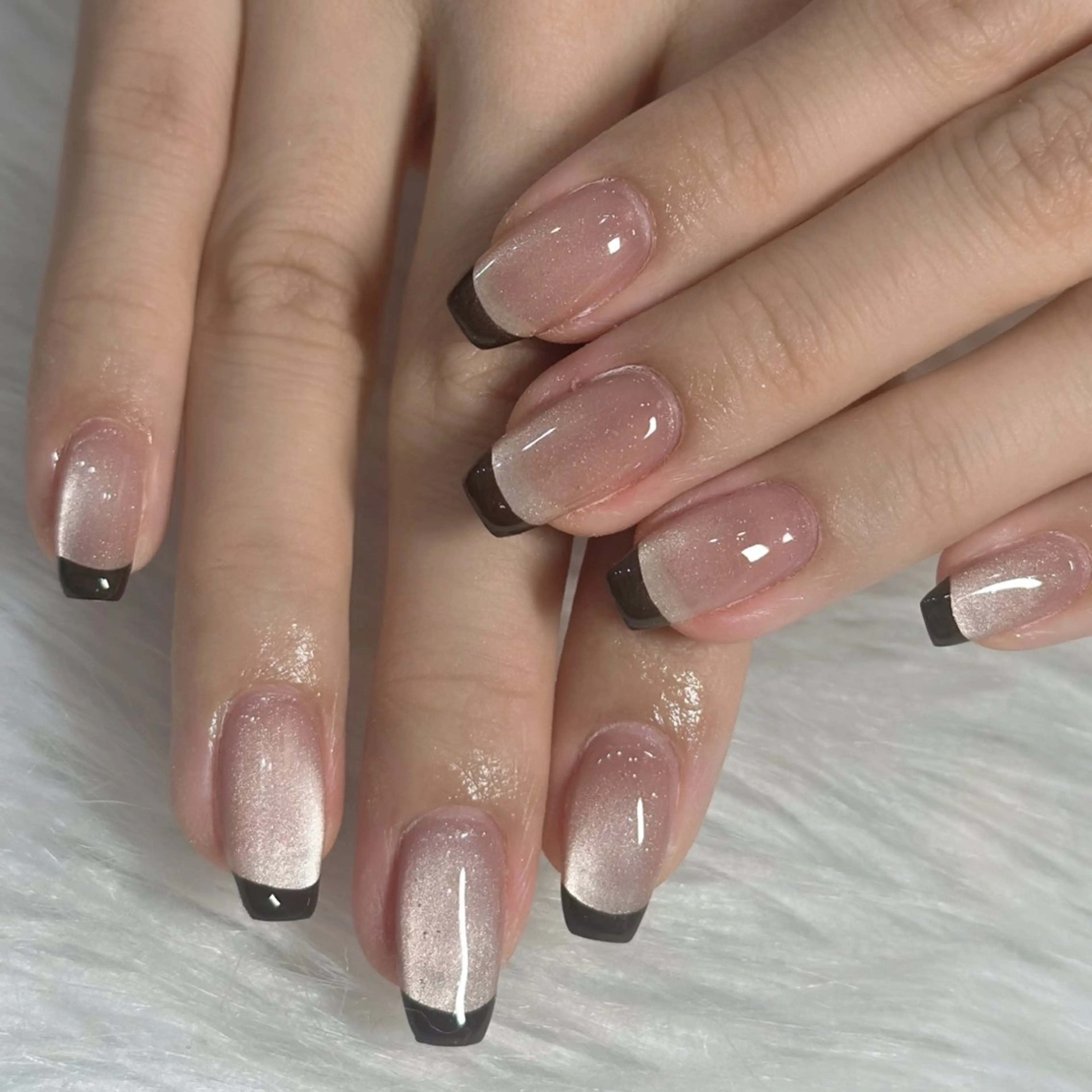 ネイル ハンドネイル LAVISH nanamiのネイルデザイン