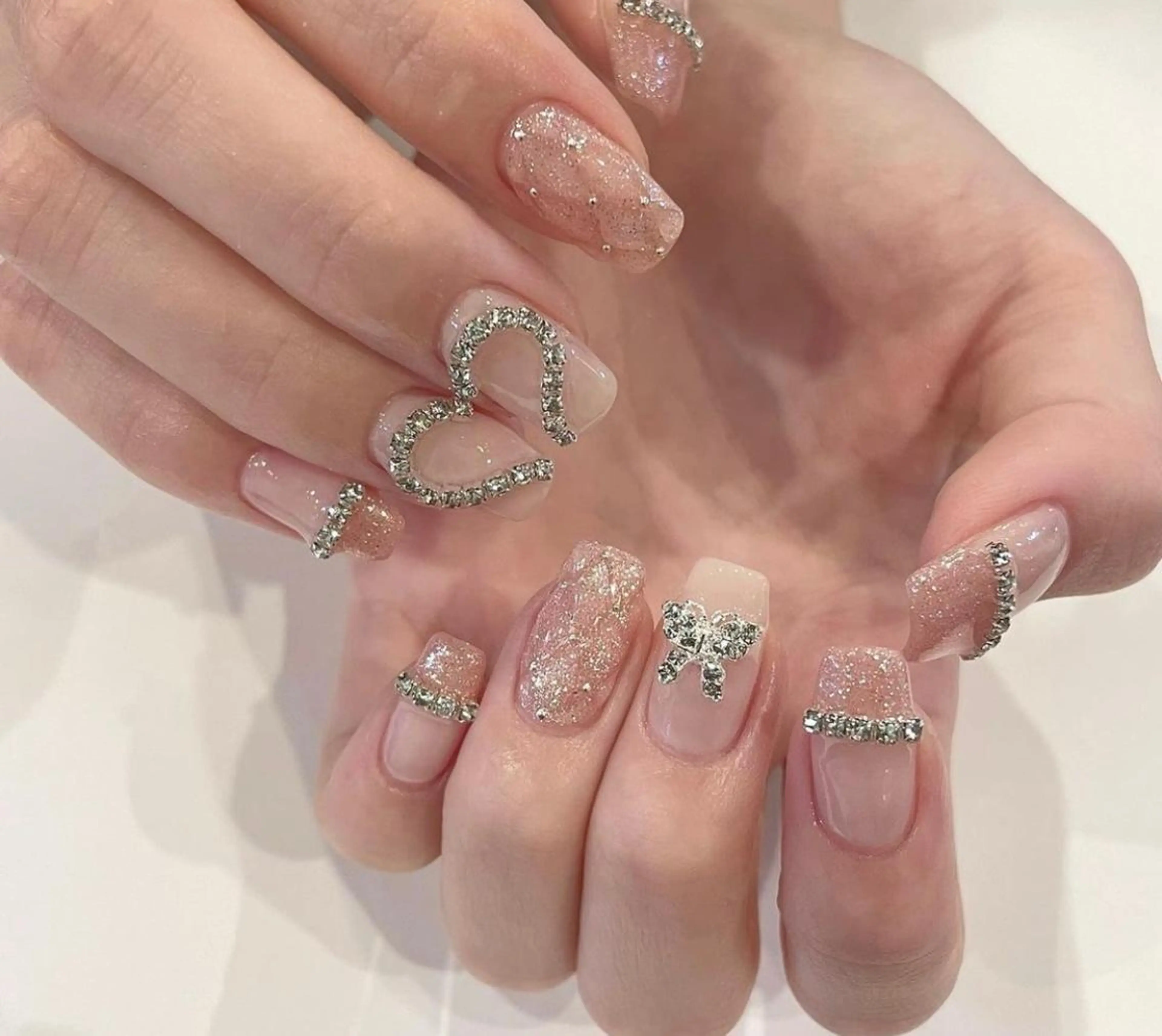 ネイル アイブロウ 眉カラー オーロラネイル 長さ出し フラワーネイル フットネイル ハンドネイル Moana Nail 長さだし専門店のネイルデザイン
