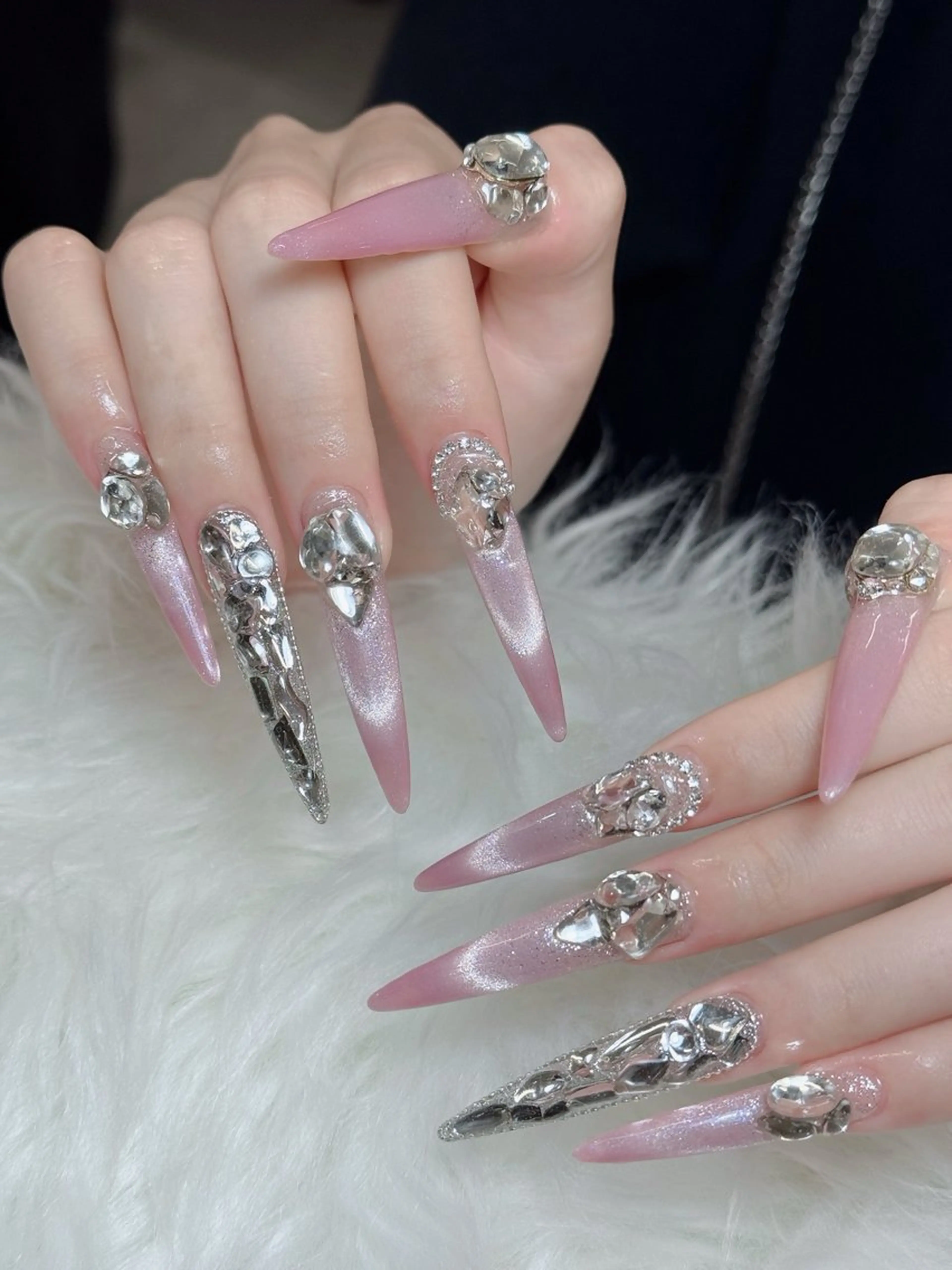 ネイル オーロラネイル チークネイル フットネイル フレンチネイル ハロウィン ハンドネイル Lumi Nail 新大久保3‘のネイルデザイン