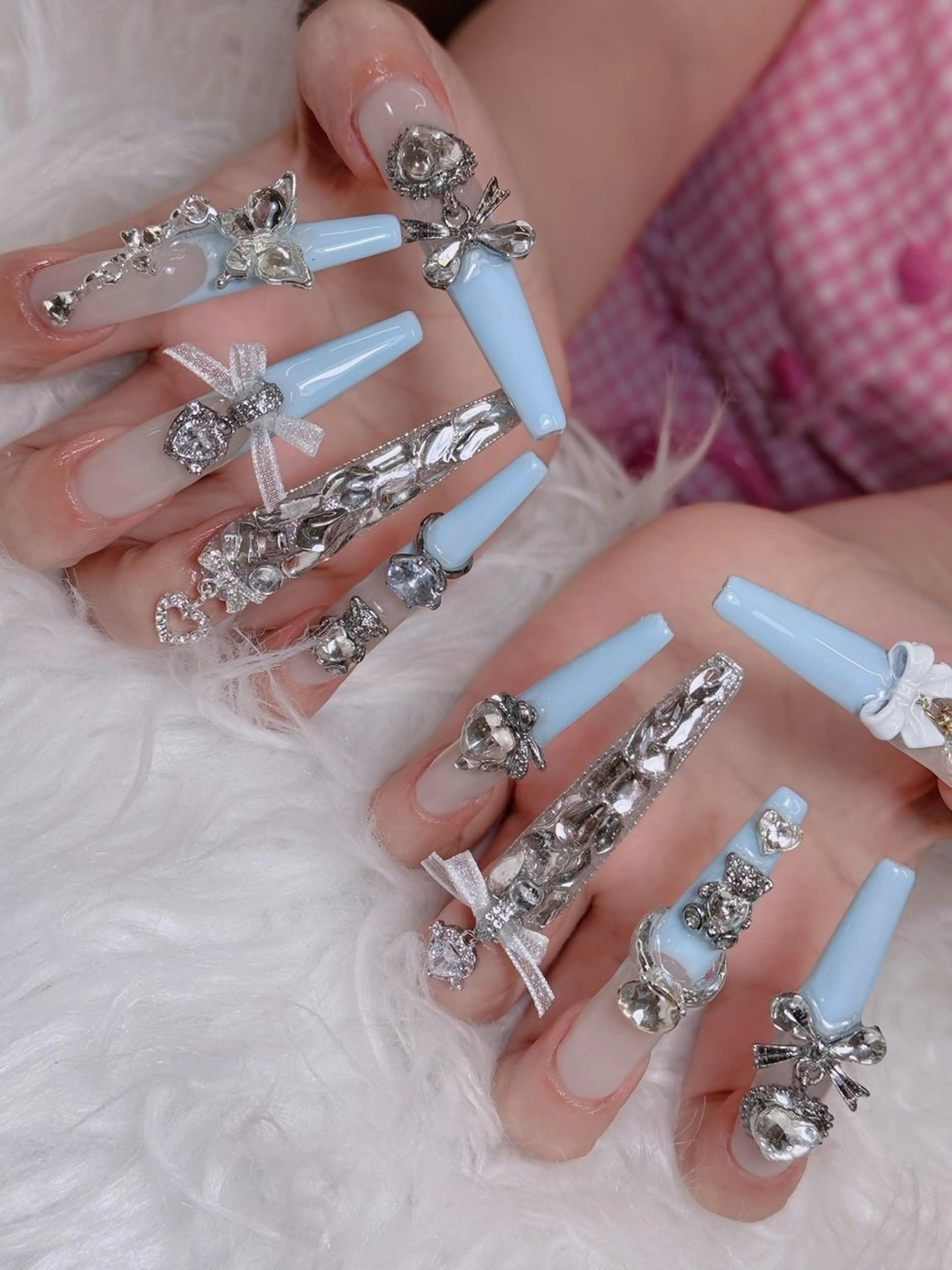 ネイル オーロラネイル チークネイル フットネイル フレンチネイル ハロウィン ハンドネイル Lumi Nail 新大久保3‘のネイルデザイン