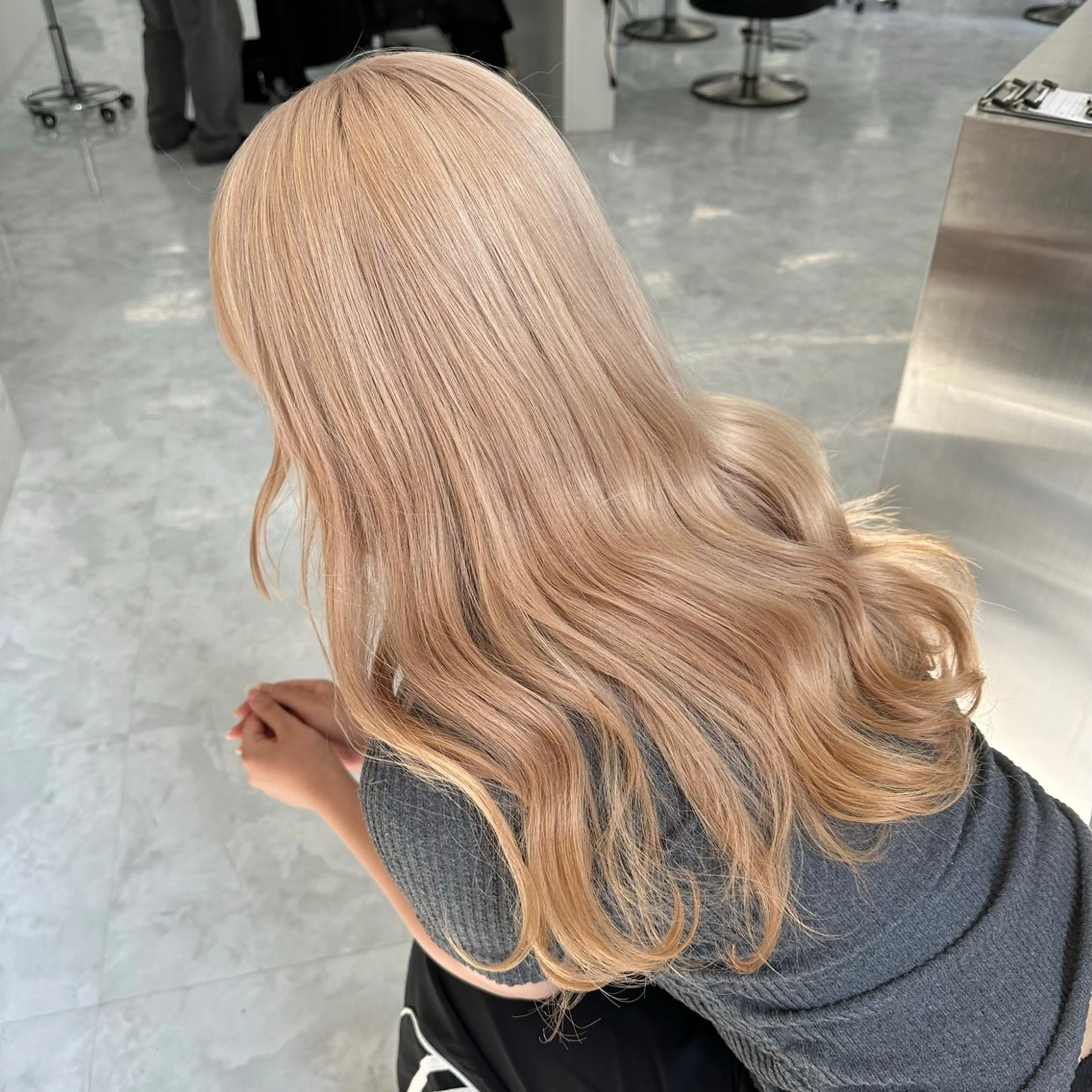 ロング カラー ヘアカラー トリートメント ダブルカラー 韓国ヘアKYONのヘアスタイル