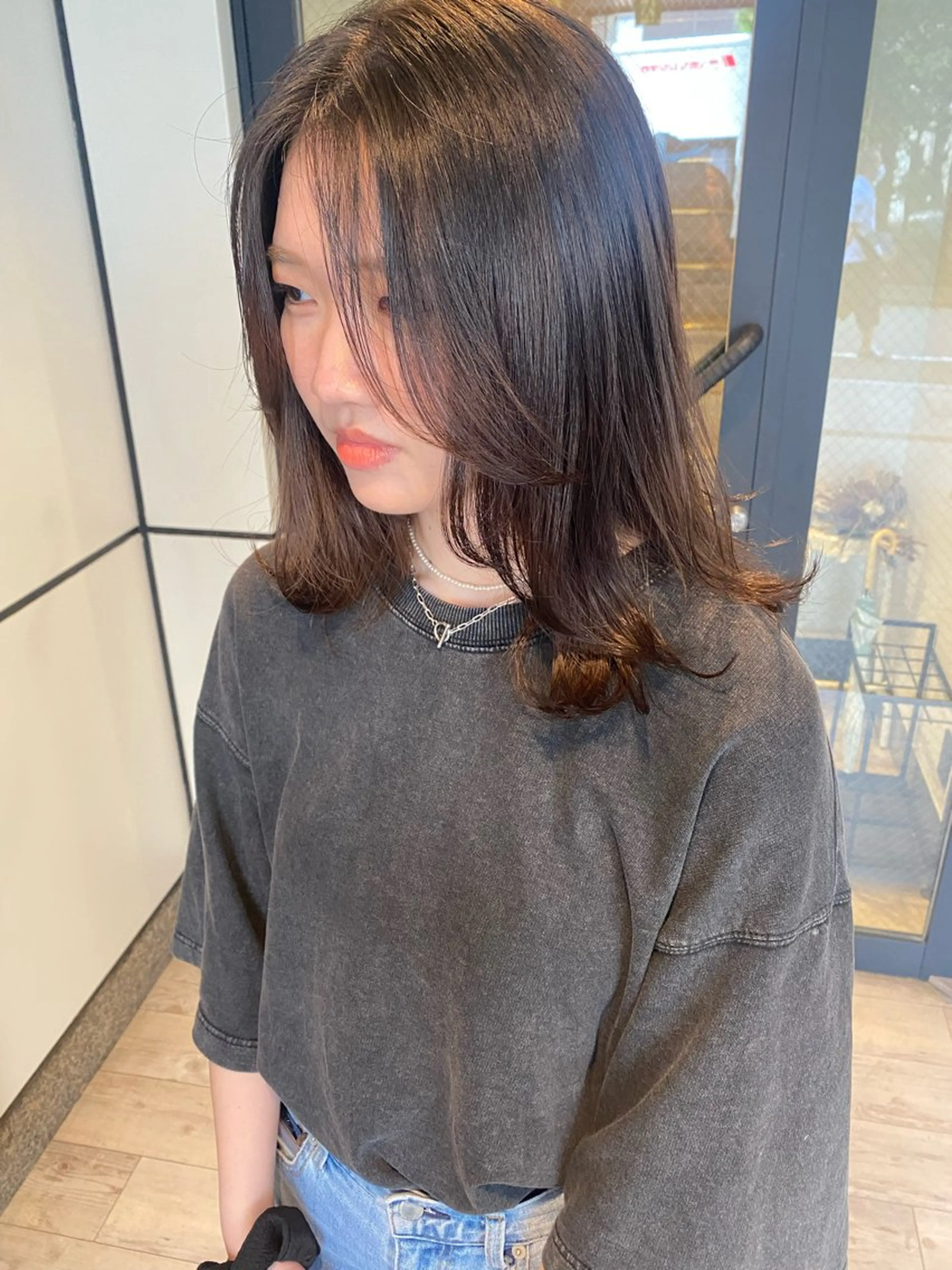 ミディアム カット ヘアカラー 🍑 モモカ🍑のヘアスタイル