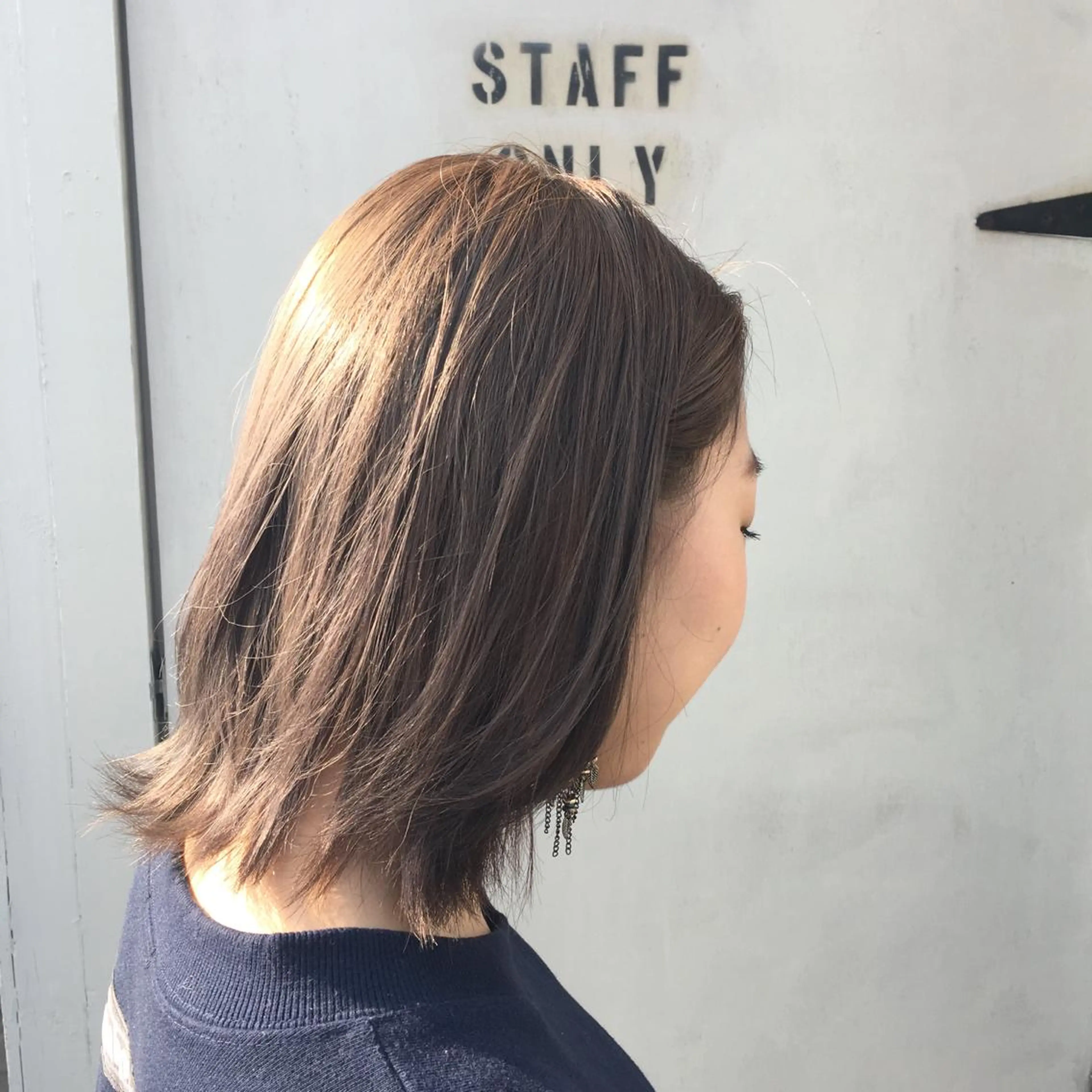 ショート カラー ヘアアレンジ ブリーチ 透明感カラー 佐藤 実咲のヘアスタイル