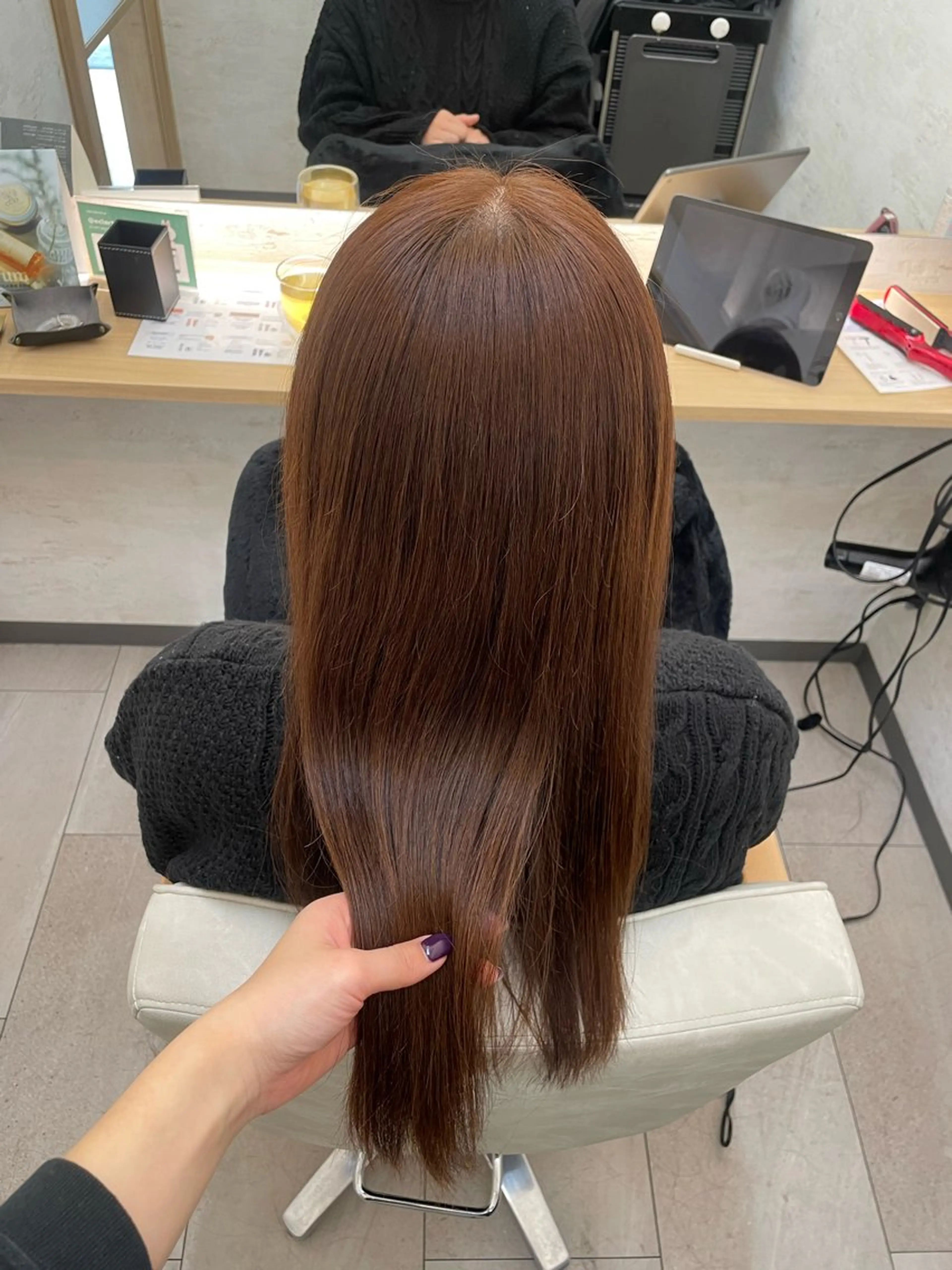 ロング カラー ブラウンカラー オレンジ オレンジブラウン 高橋 芽衣のヘアスタイル