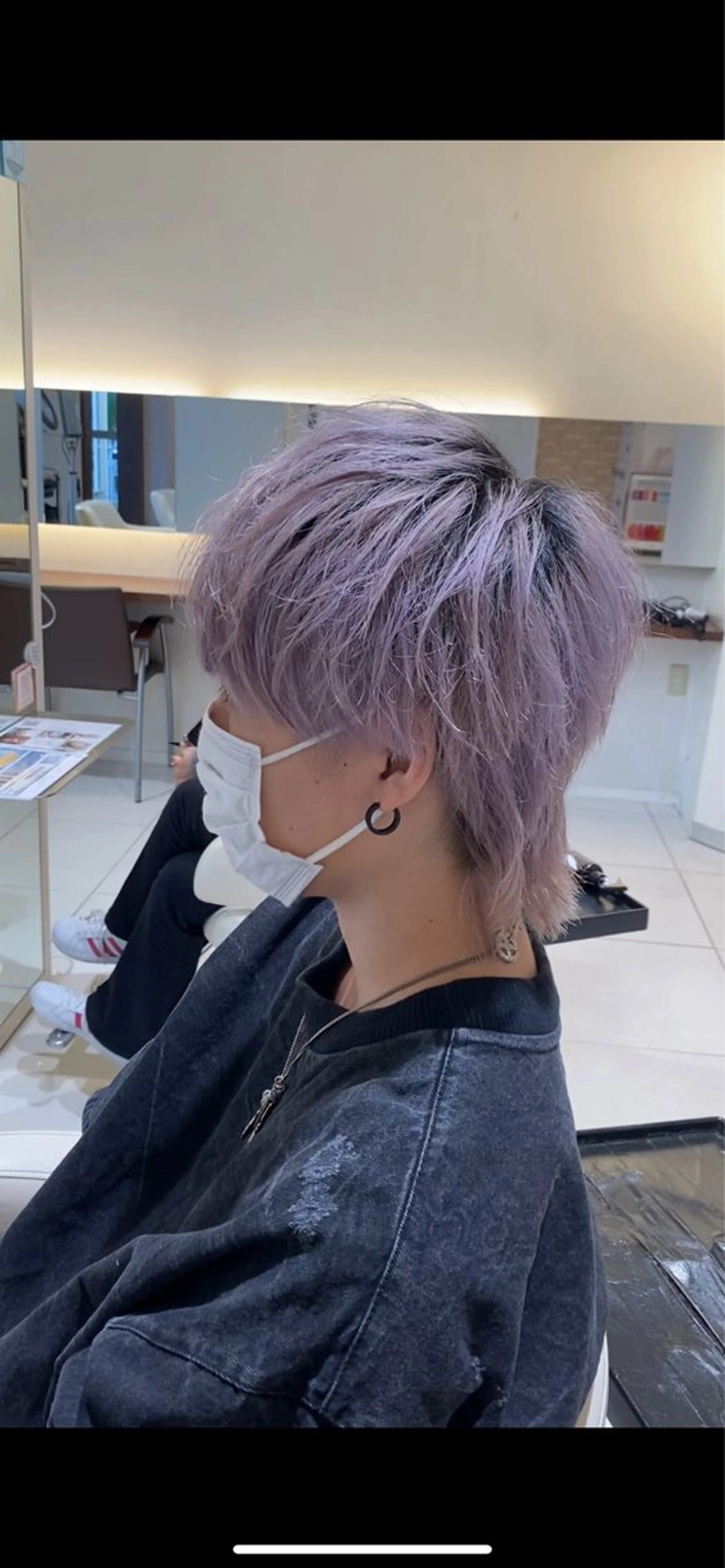 カラー メンズ メンズハイトーン メンズウルフカット ハイトーンカラー ウルフカット 福岡 正真のヘアスタイル