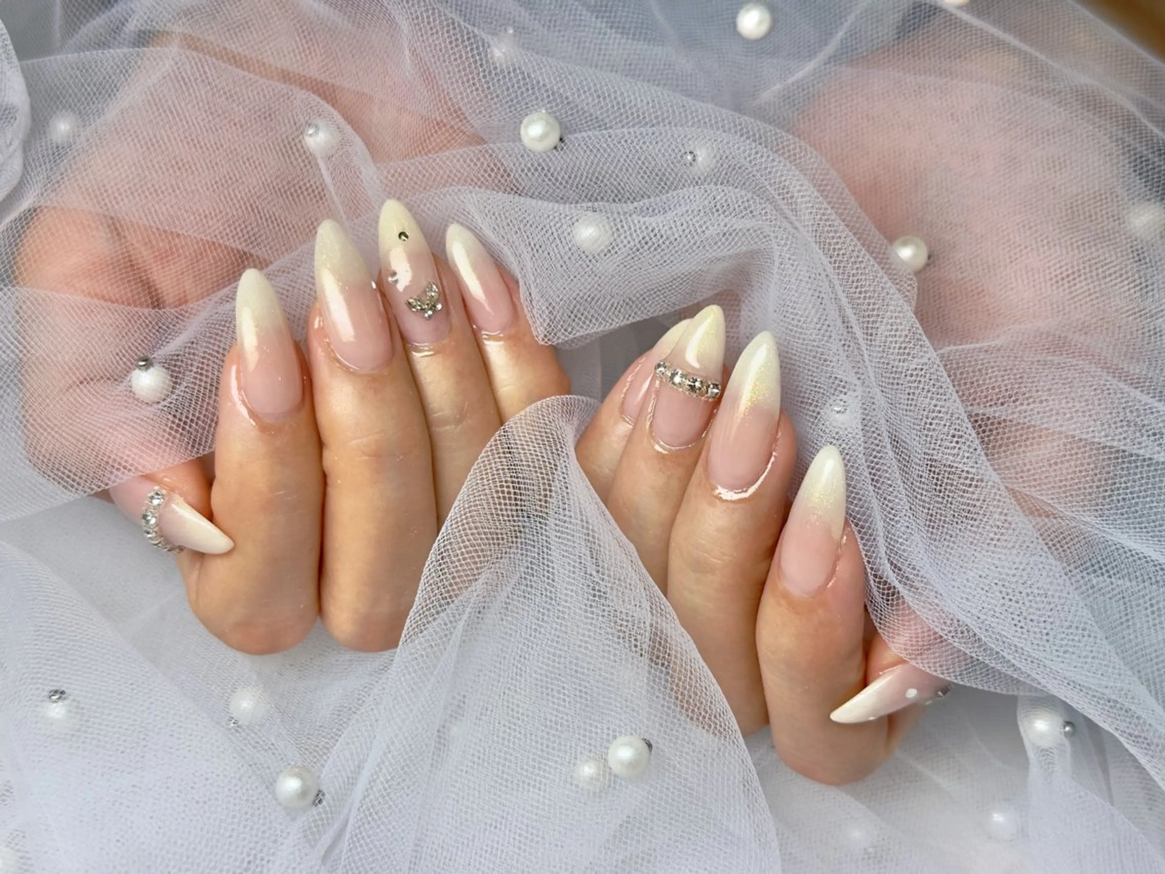 ネイル ハンドネイル Queennail 北堀江AYAのネイルデザイン
