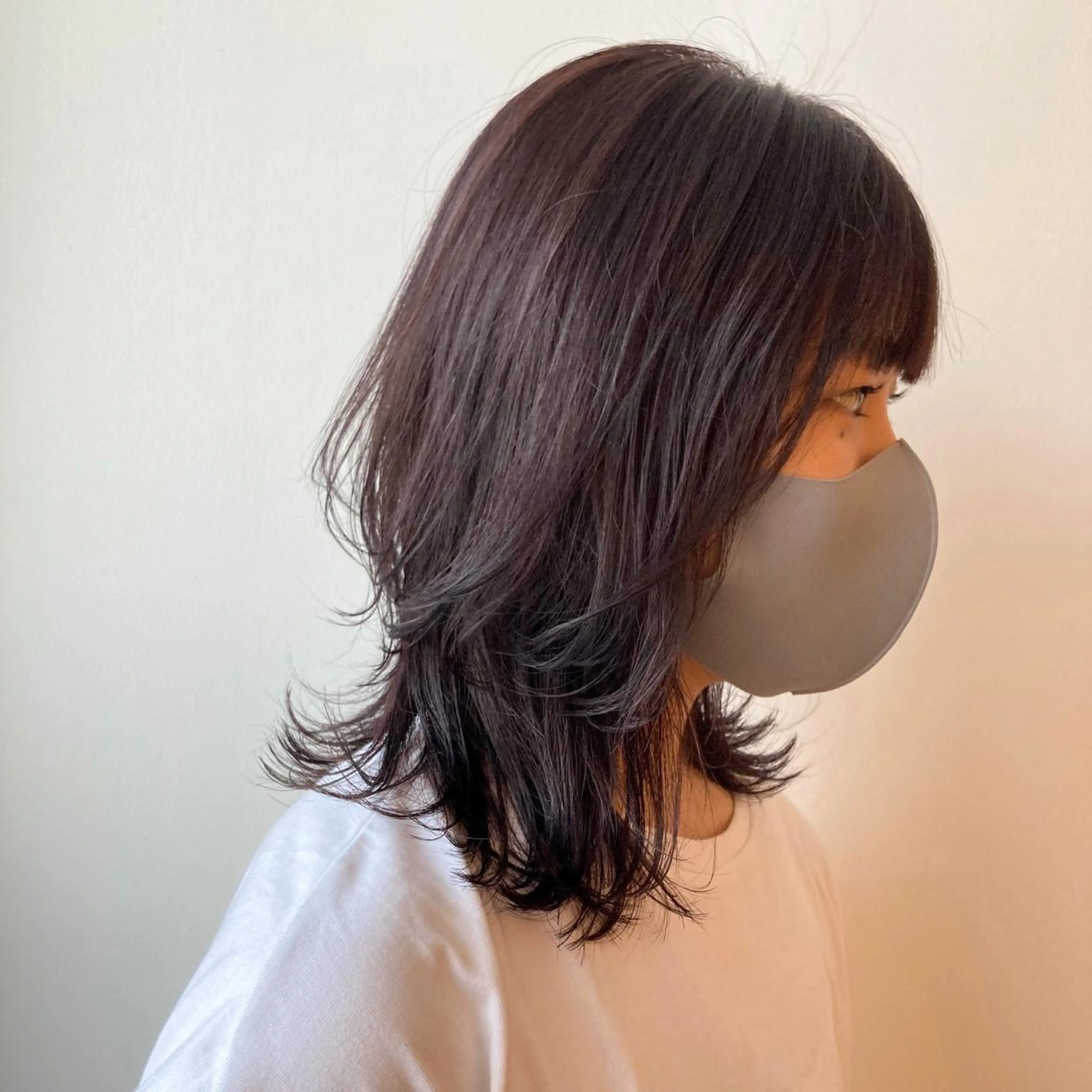 ミディアム カラー ベージュカラー ラベンダーカラー ラベンダーベージュ ウルフカット 尾籠 美幸 （オゴモリ ミユキ）のヘアスタイル
