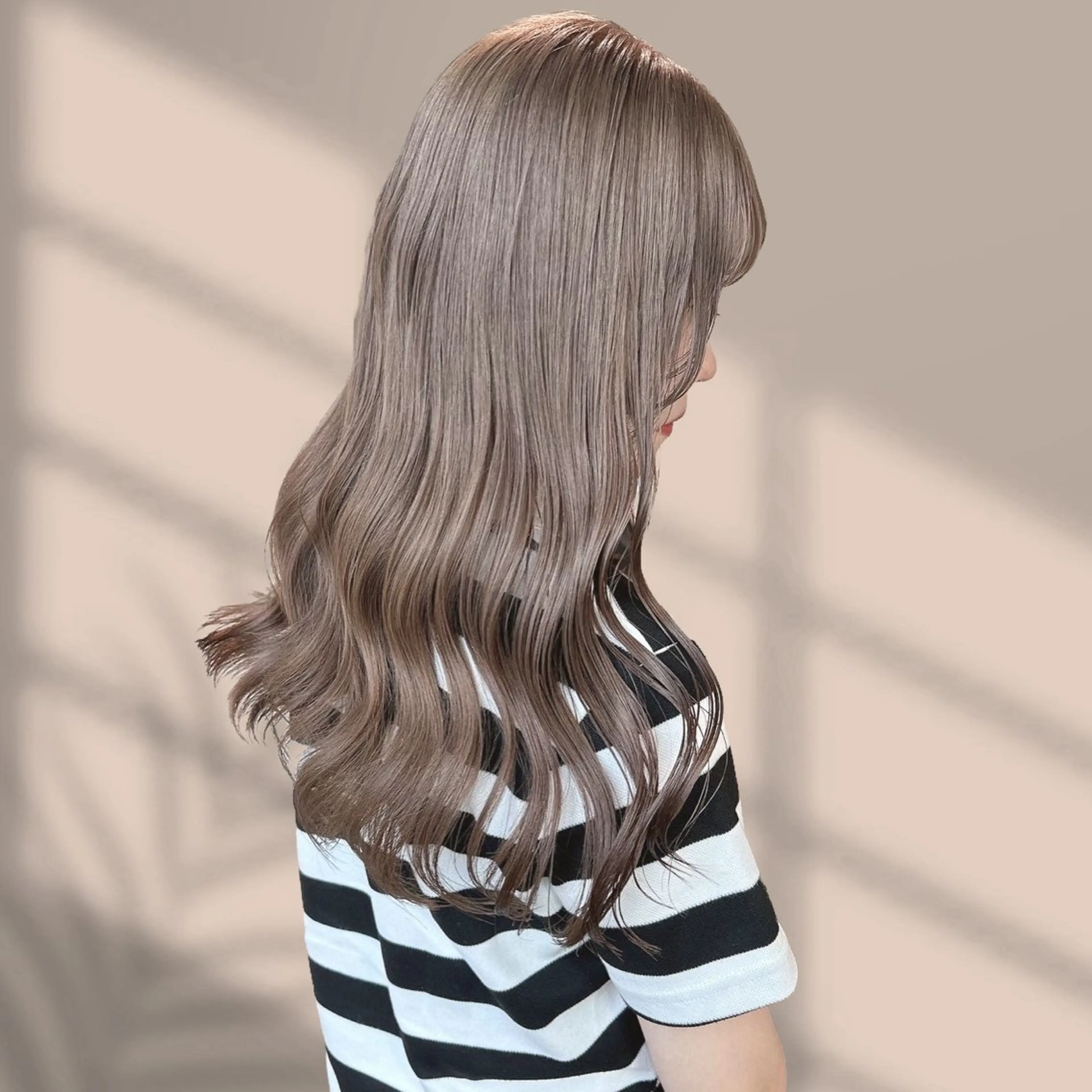 ロング カラー ヘアカラー トリートメント ヘアセット くすみミルクティー/ ブラウン🪡TOWAのヘアスタイル