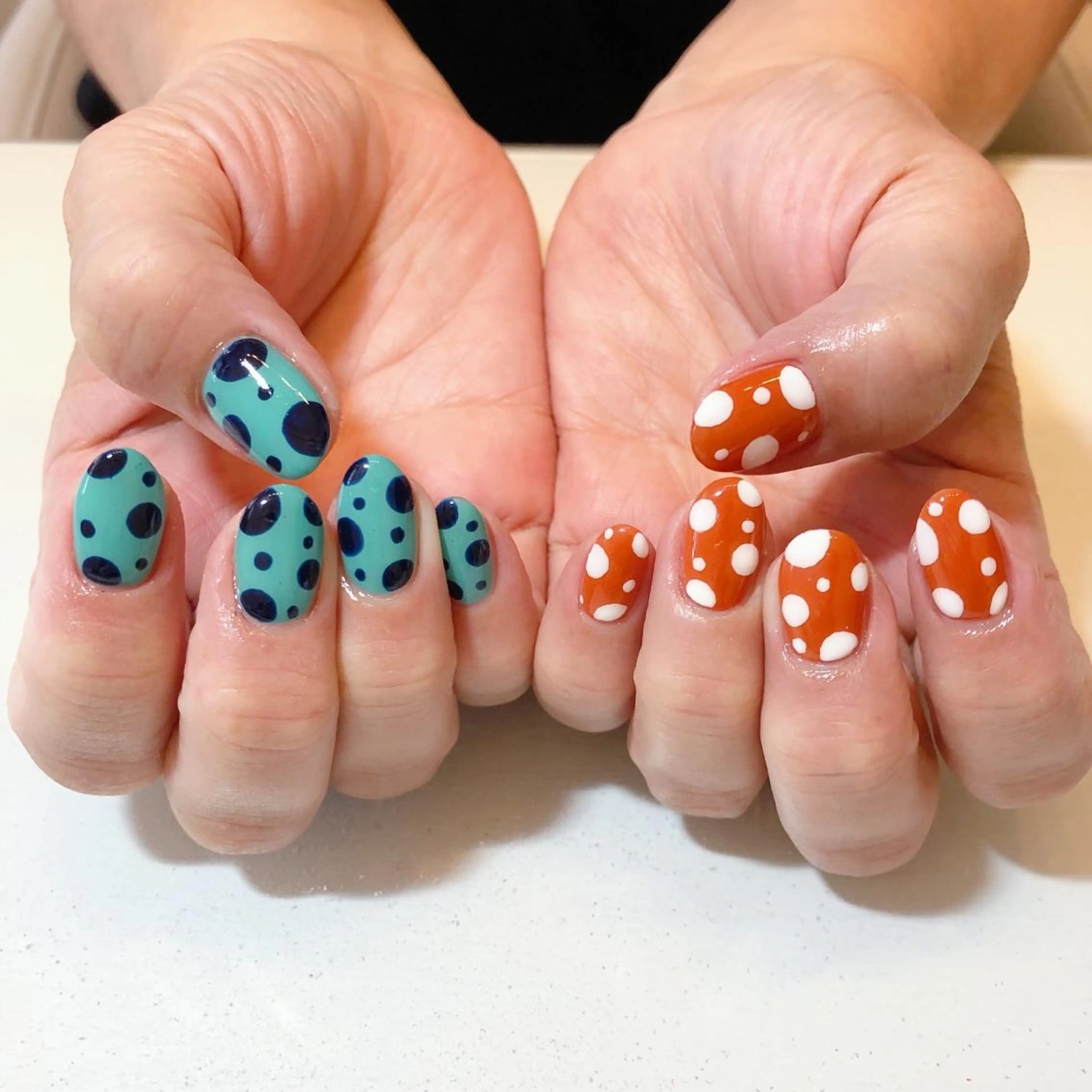 ネイル ハロウィン nail salon ラピスラズリのネイルデザイン