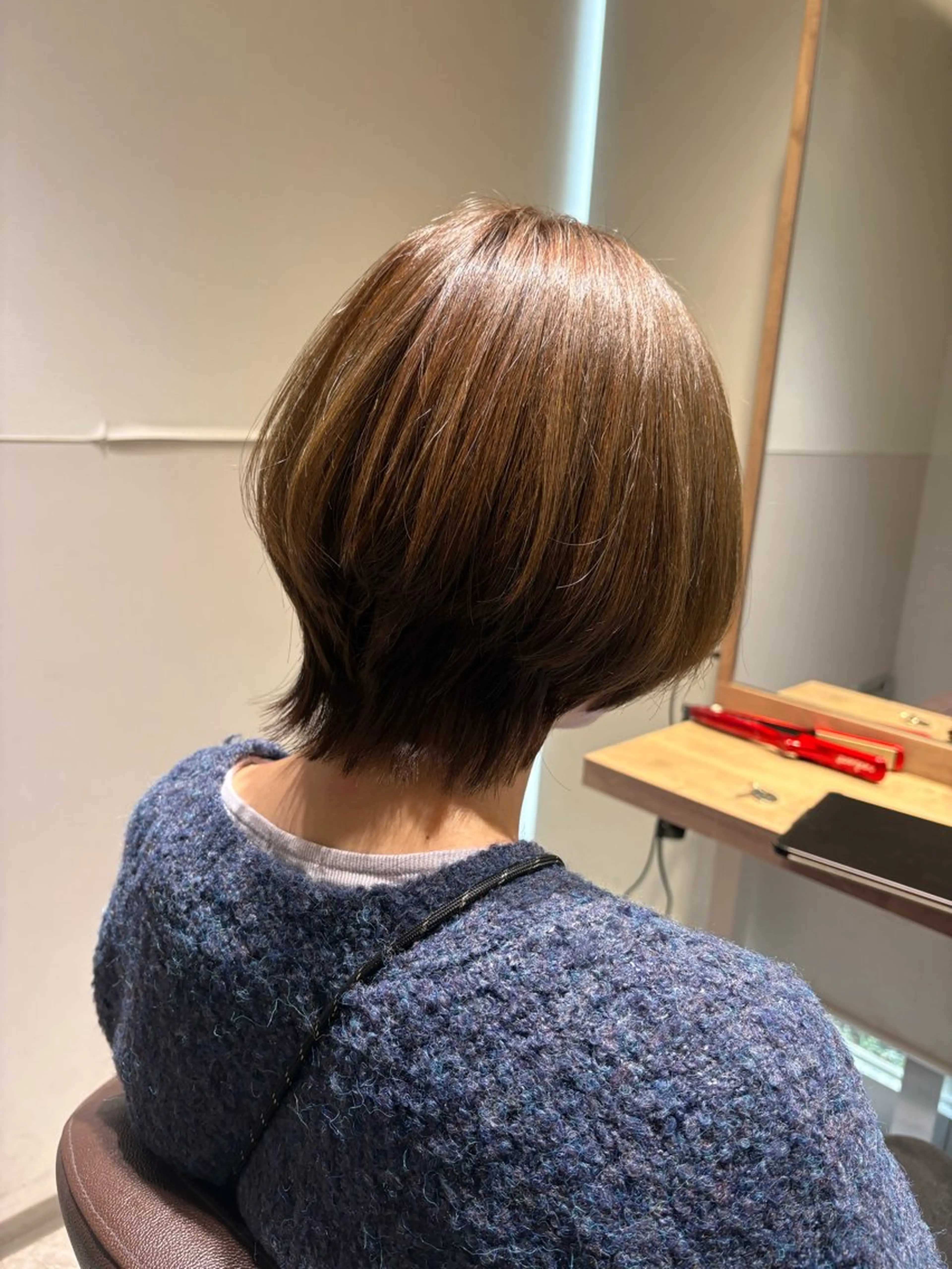 ミディアム ウルフカット カット ヘアカラー SALOWIN調布店所属・渡辺 健太郎のヘアスタイル