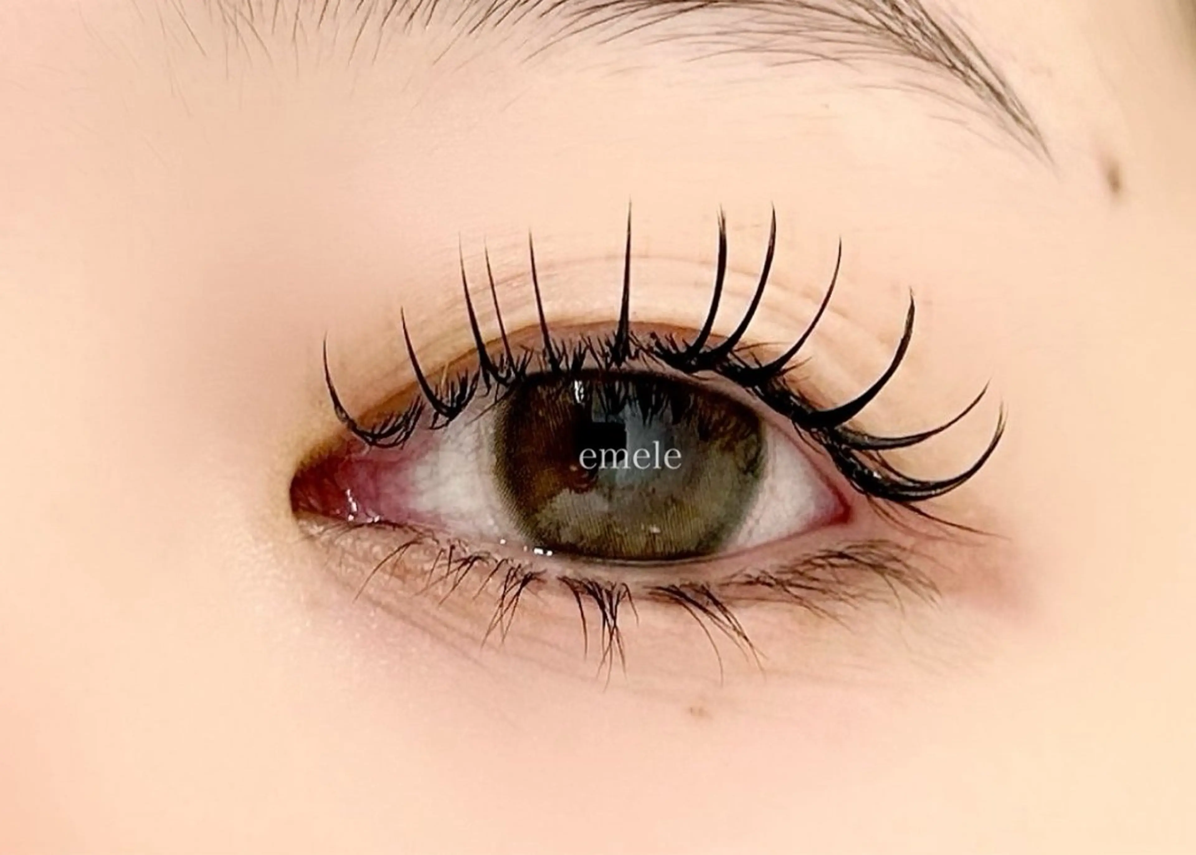 マツエク・マツパ lucil 杉原の眉毛・アイブロウイメージ