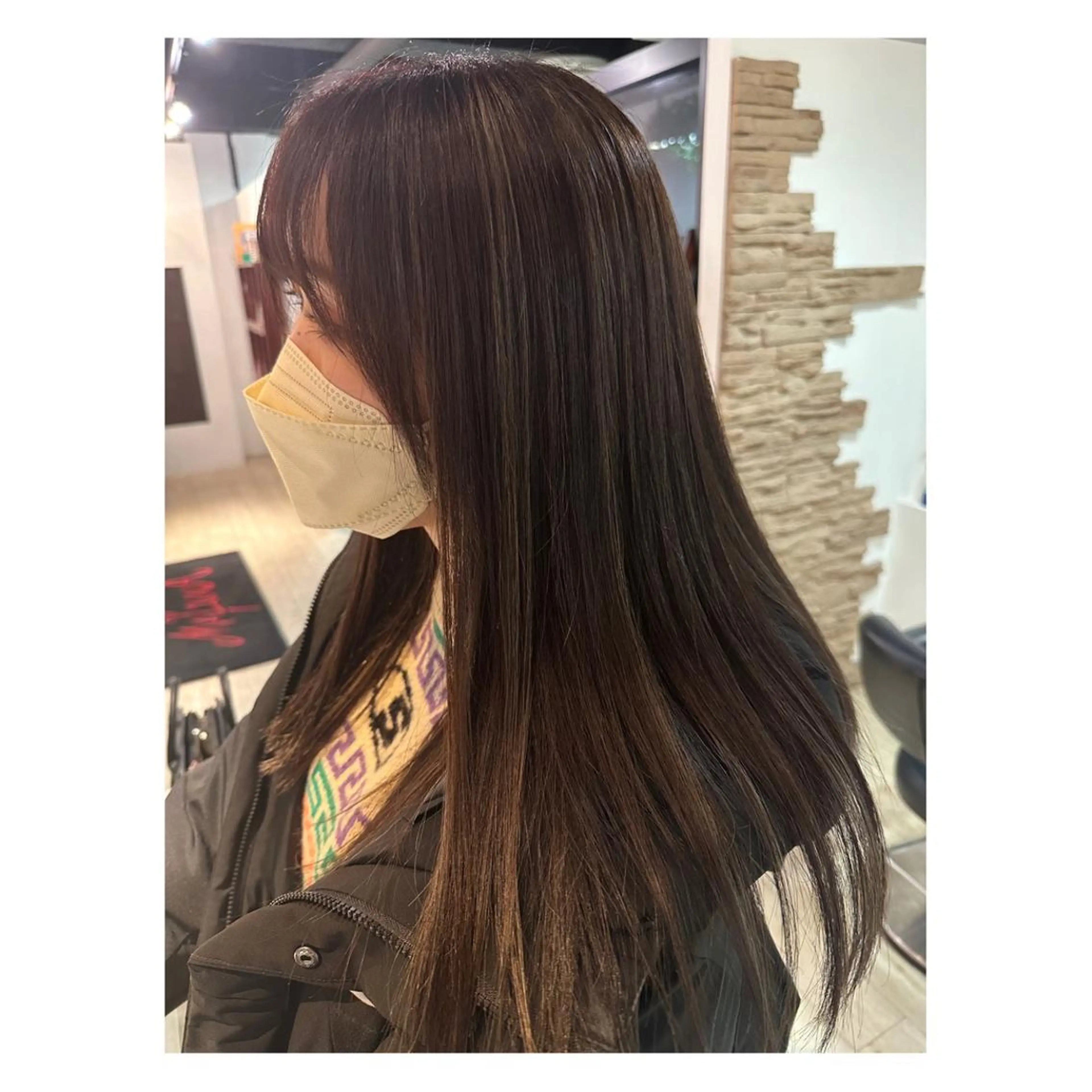 ロング カラー 切りっぱなしボブ バレイヤージュ ベージュカラー ブリーチ ケアブリーチ カット ヘアカラー トリートメント メンズパーマ 次元のヘアスタイル