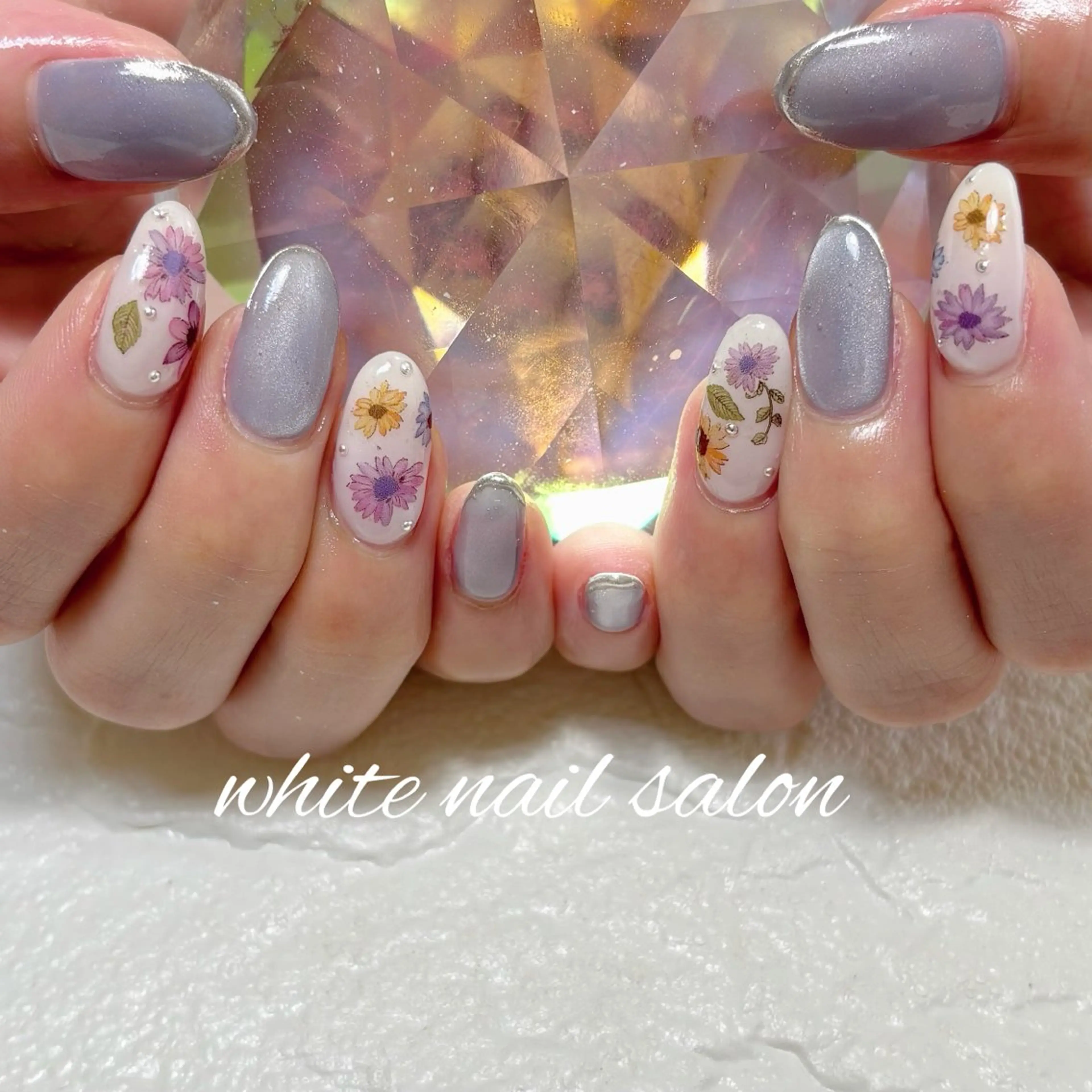 ネイル フットネイル 持ち込み ハンドネイル white nail salonのネイルデザイン