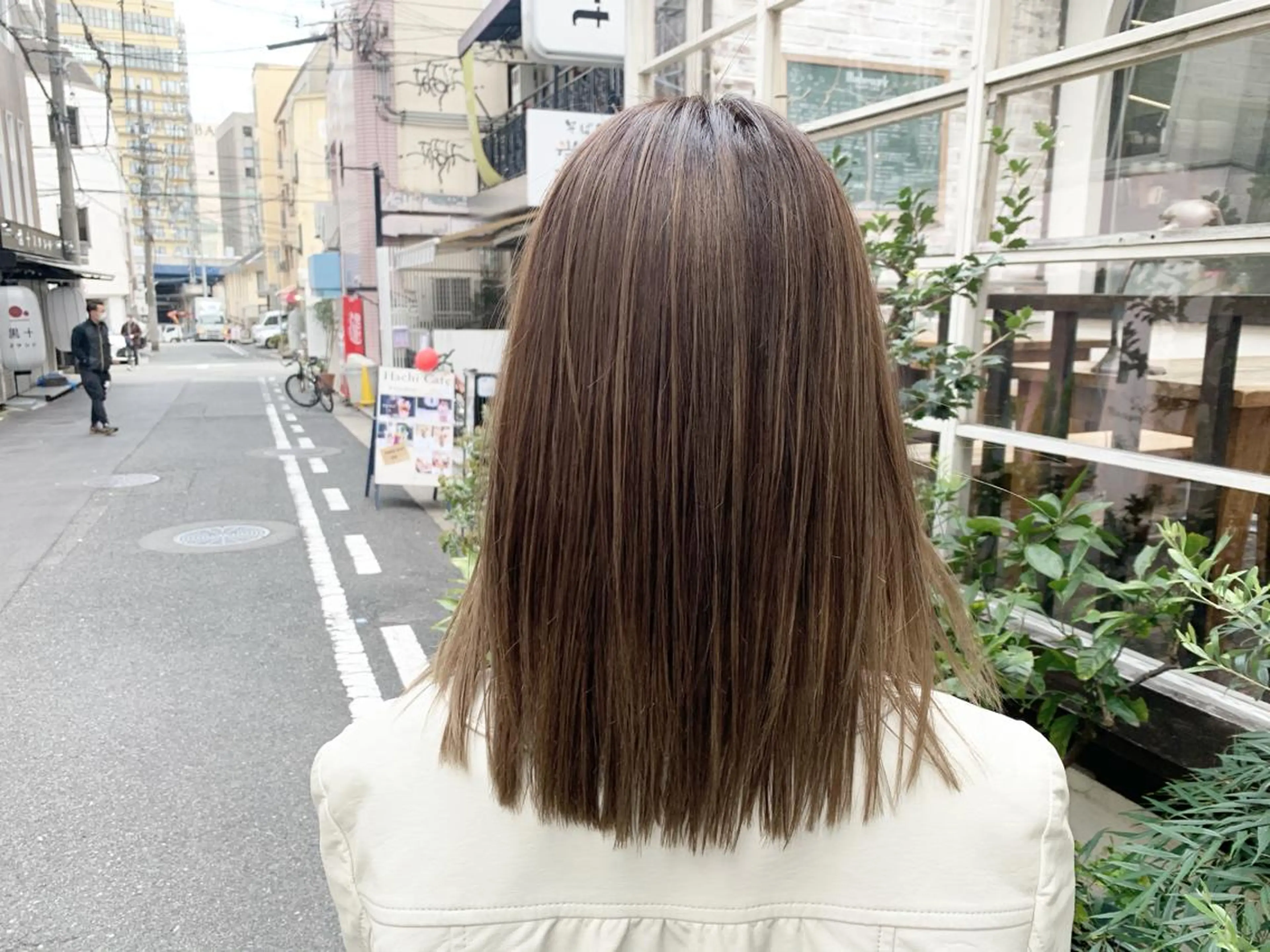 ミディアム カラー カット ヘアカラー トリートメント LEB所属・下河 宗太のヘアスタイル