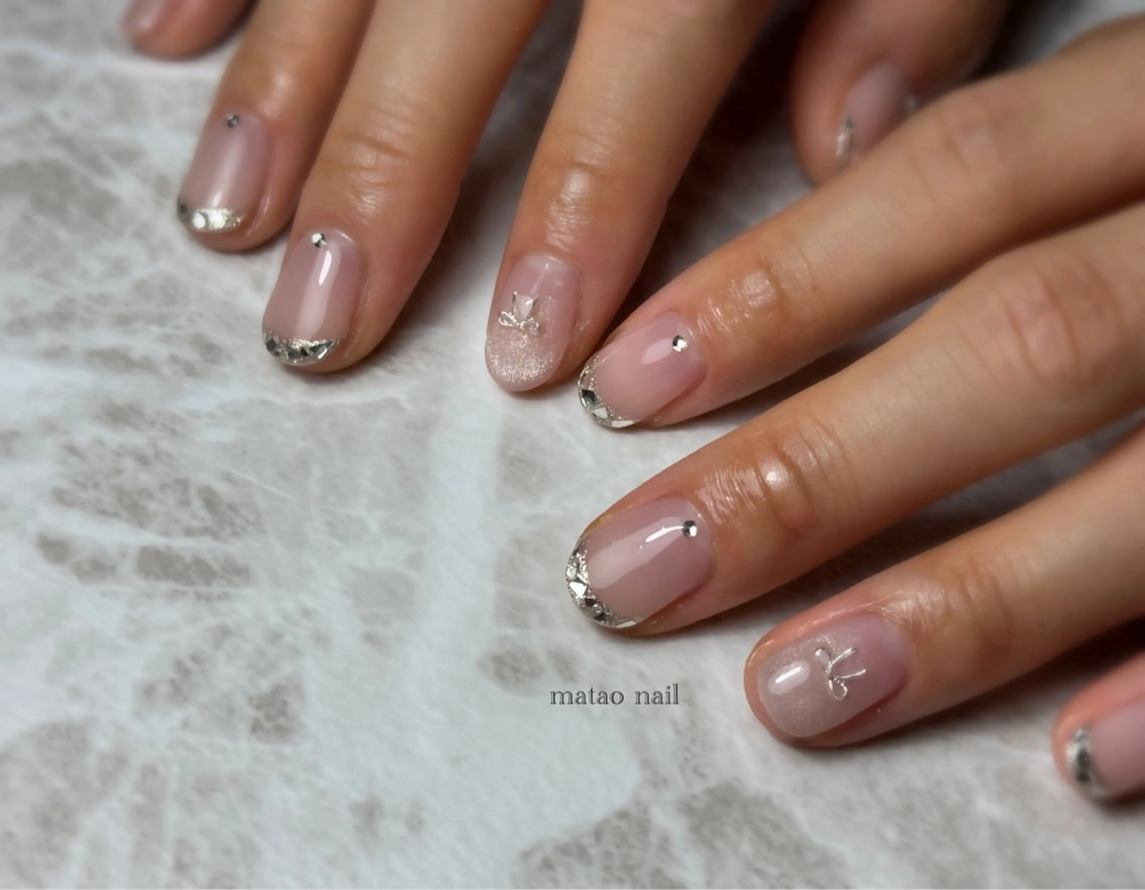 ネイル フレンチネイル ガラスフレンチ リボン matao nailのネイルデザイン