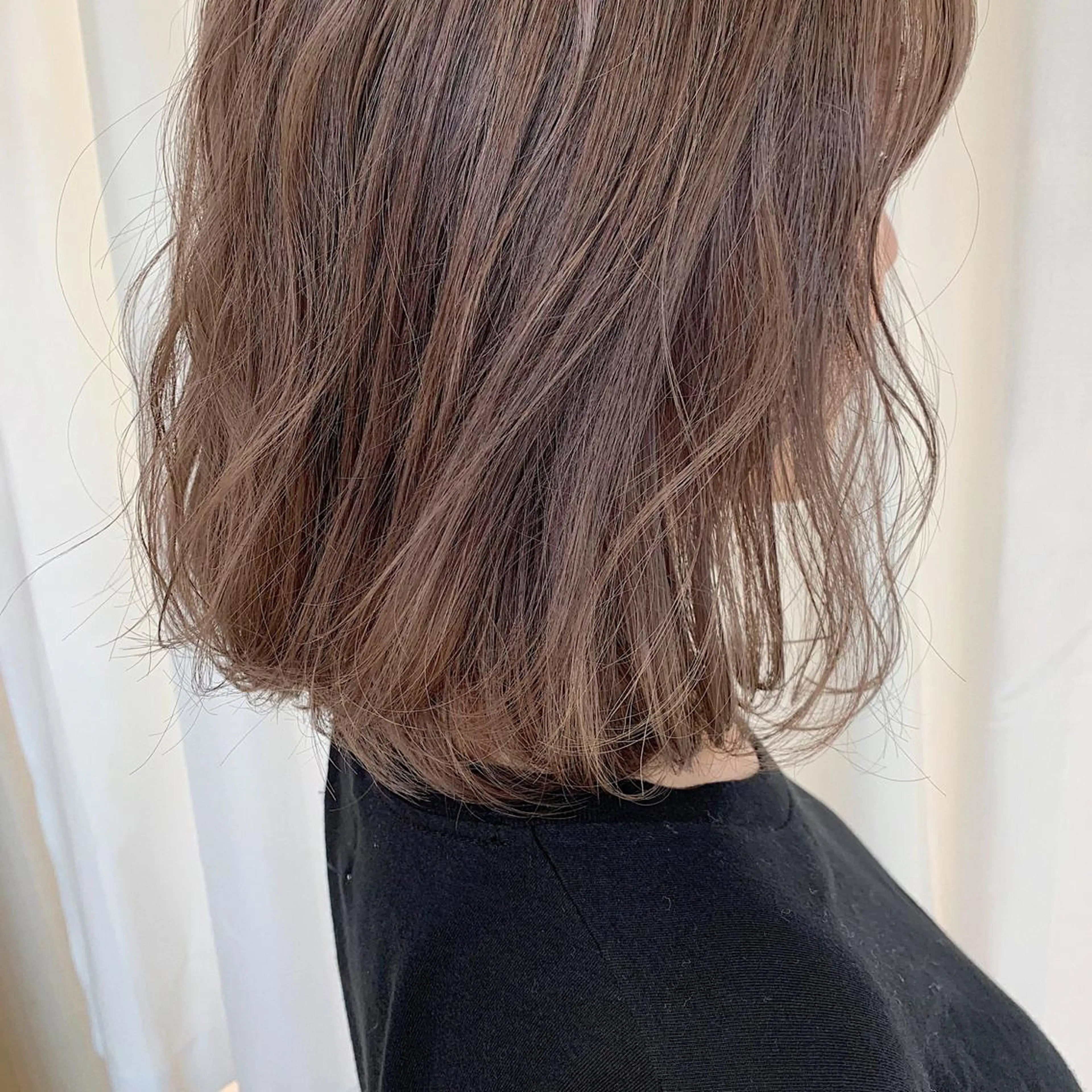 ミディアム カラー ベージュカラー 🩰 LILY eye　KANAのマツエク・マツパデザイン