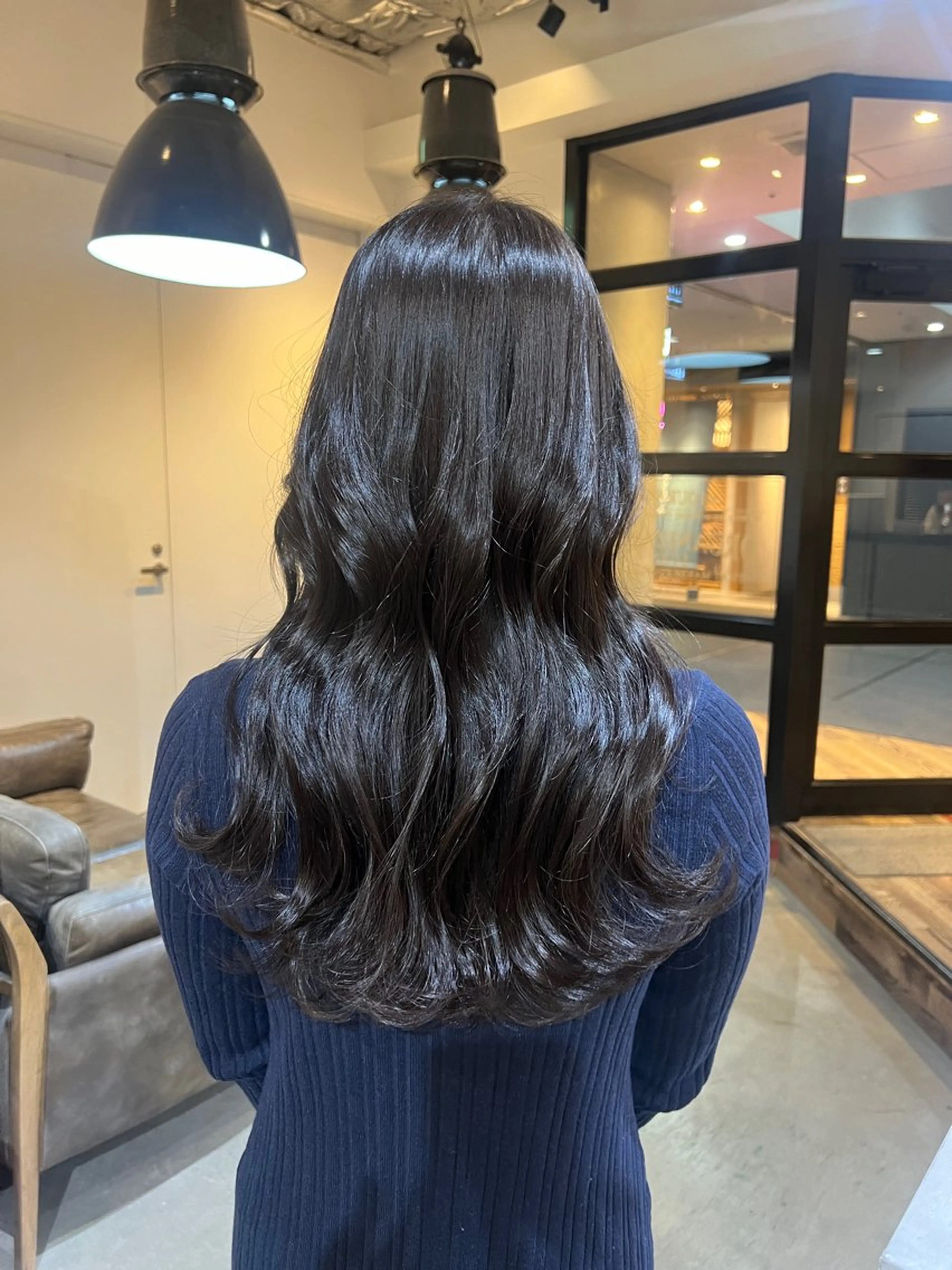 ロング カラー レイヤーカット beleefric 🩵黒木芽衣のヘアスタイル