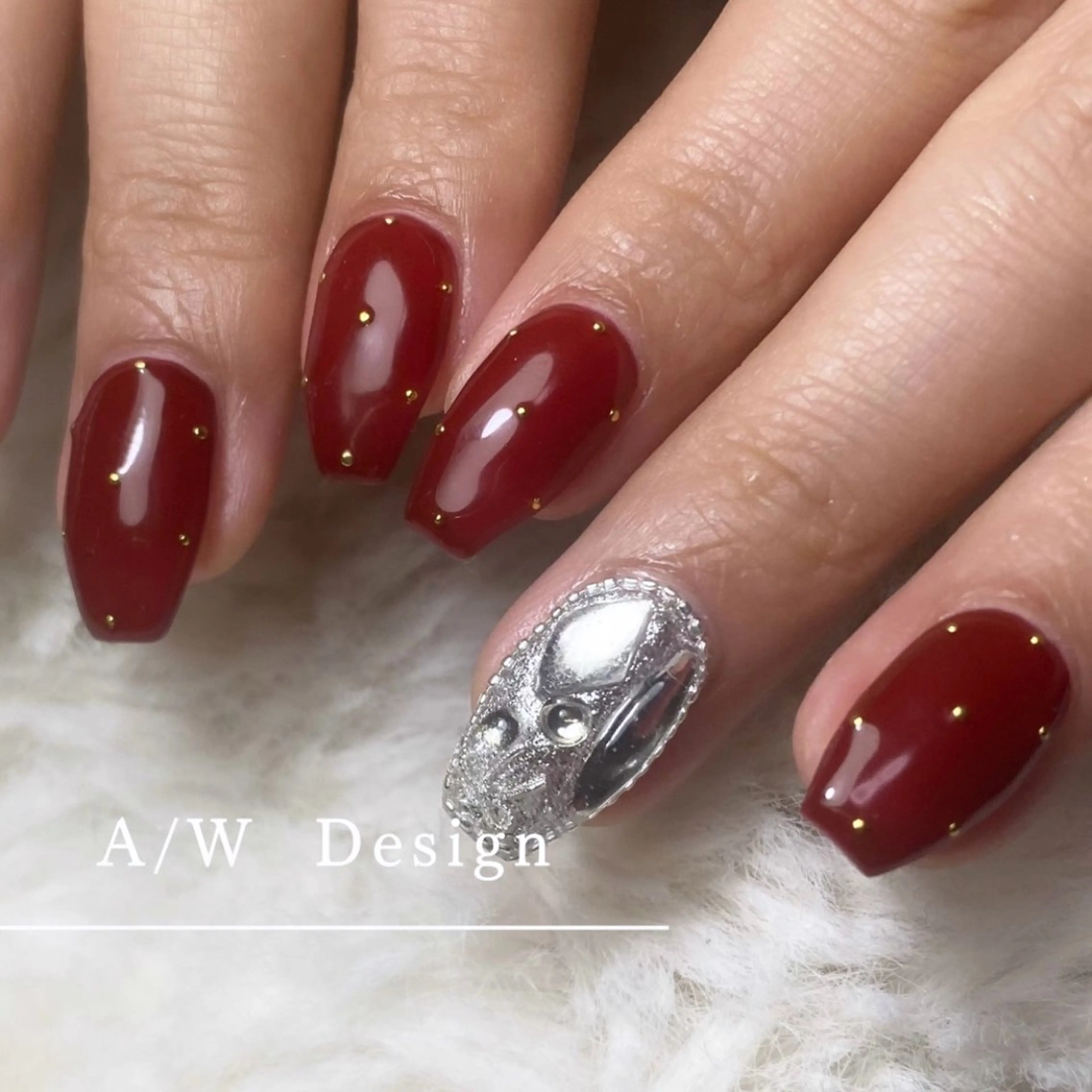 ネイル ボルドー ドット GRG NAILのネイルデザイン