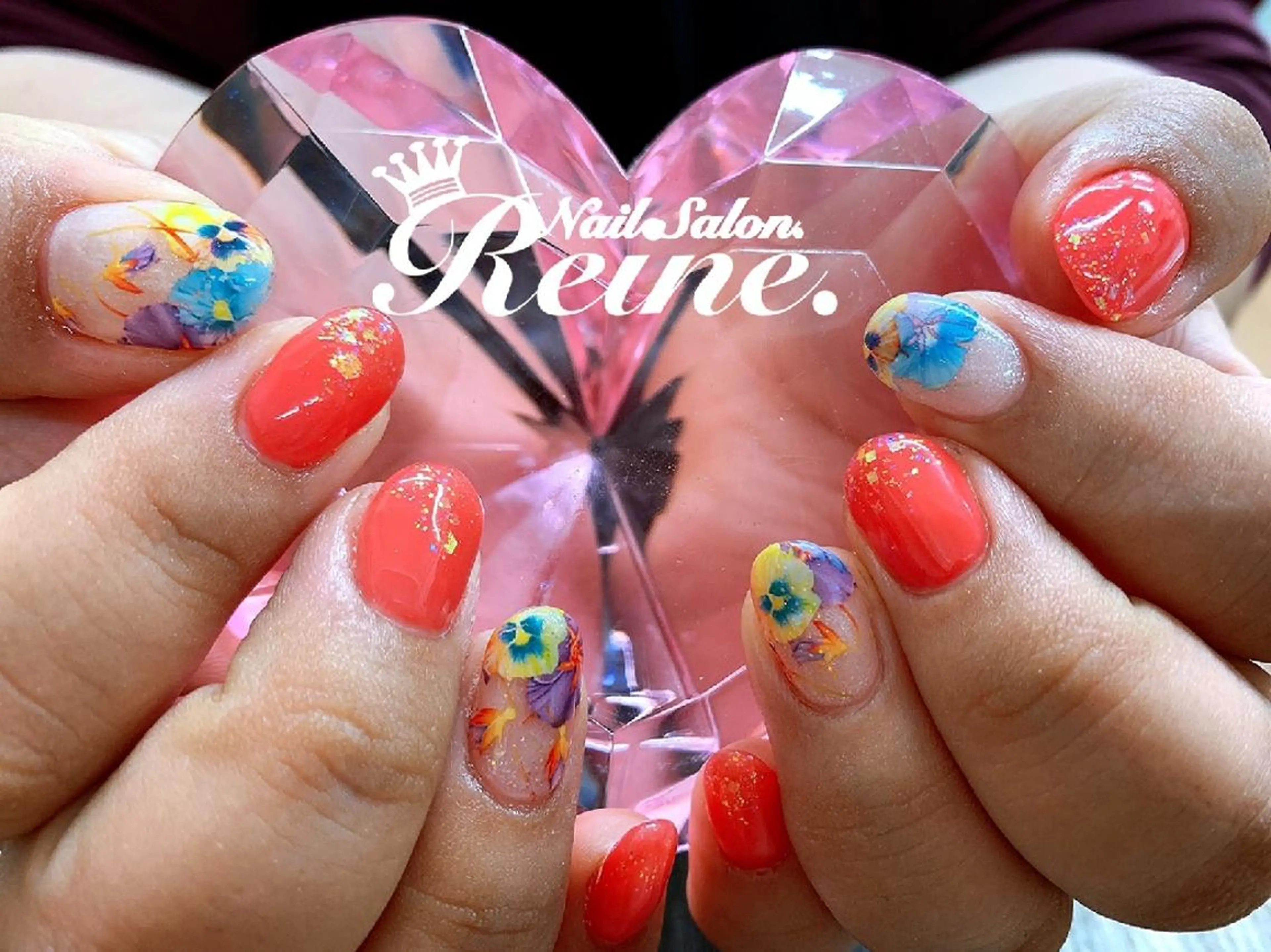 ネイル Nailsalon Reine所属・玉栄 伶奈のネイルデザイン