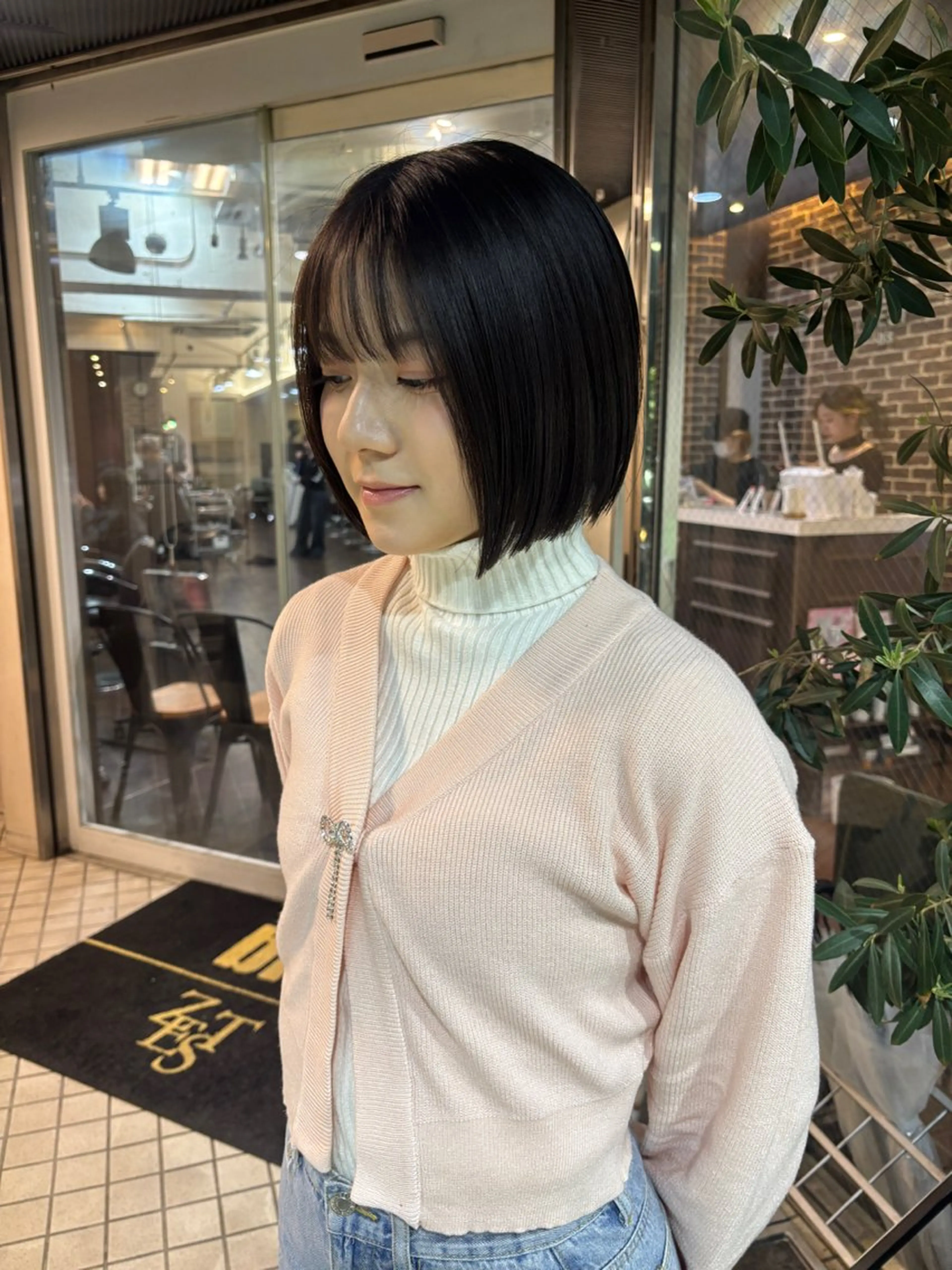 カット サラ艶/ボブカット 🪩💫KAYOのヘアスタイル