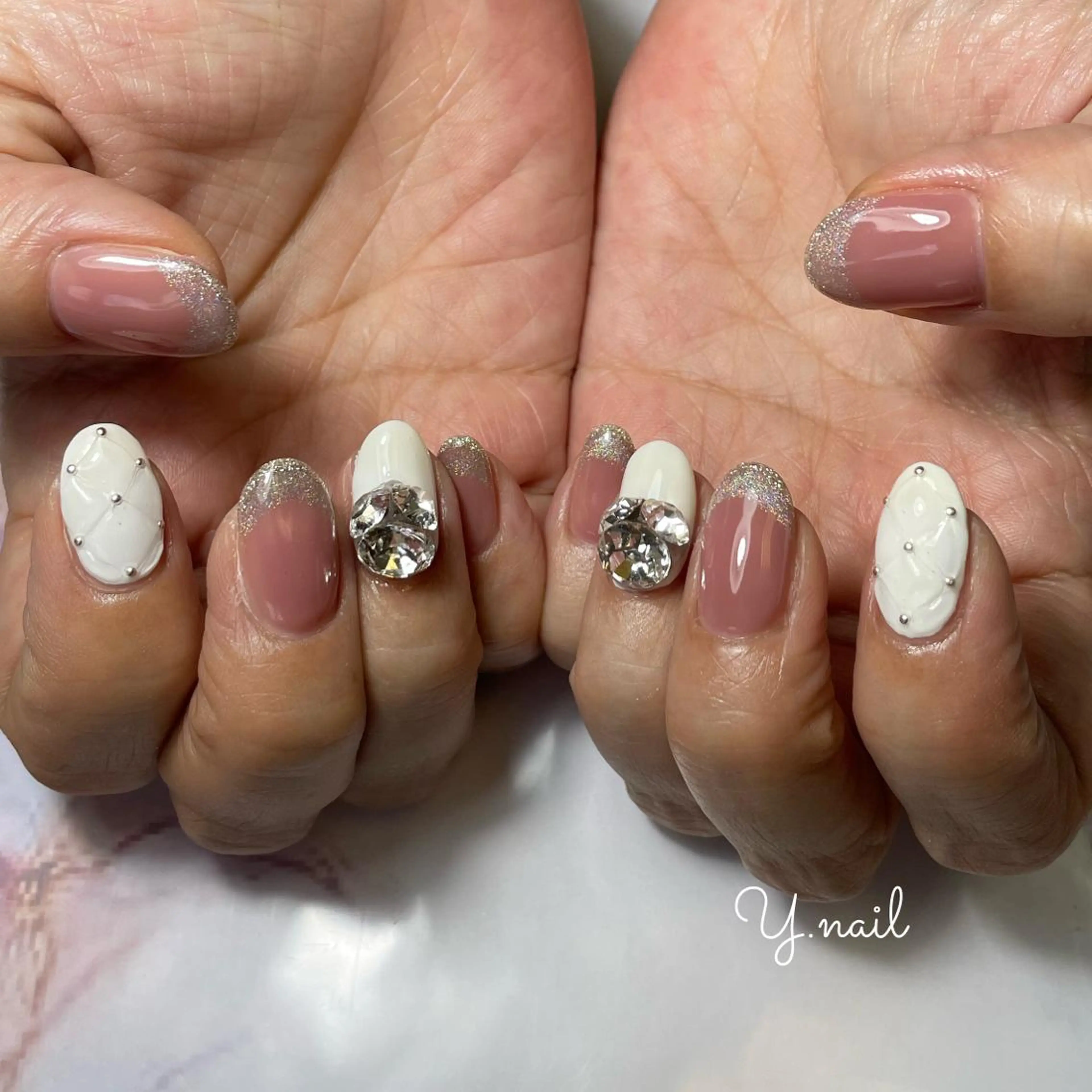 ネイル Feliz所属・Feliz 楽しいネイルサロンのネイルデザイン