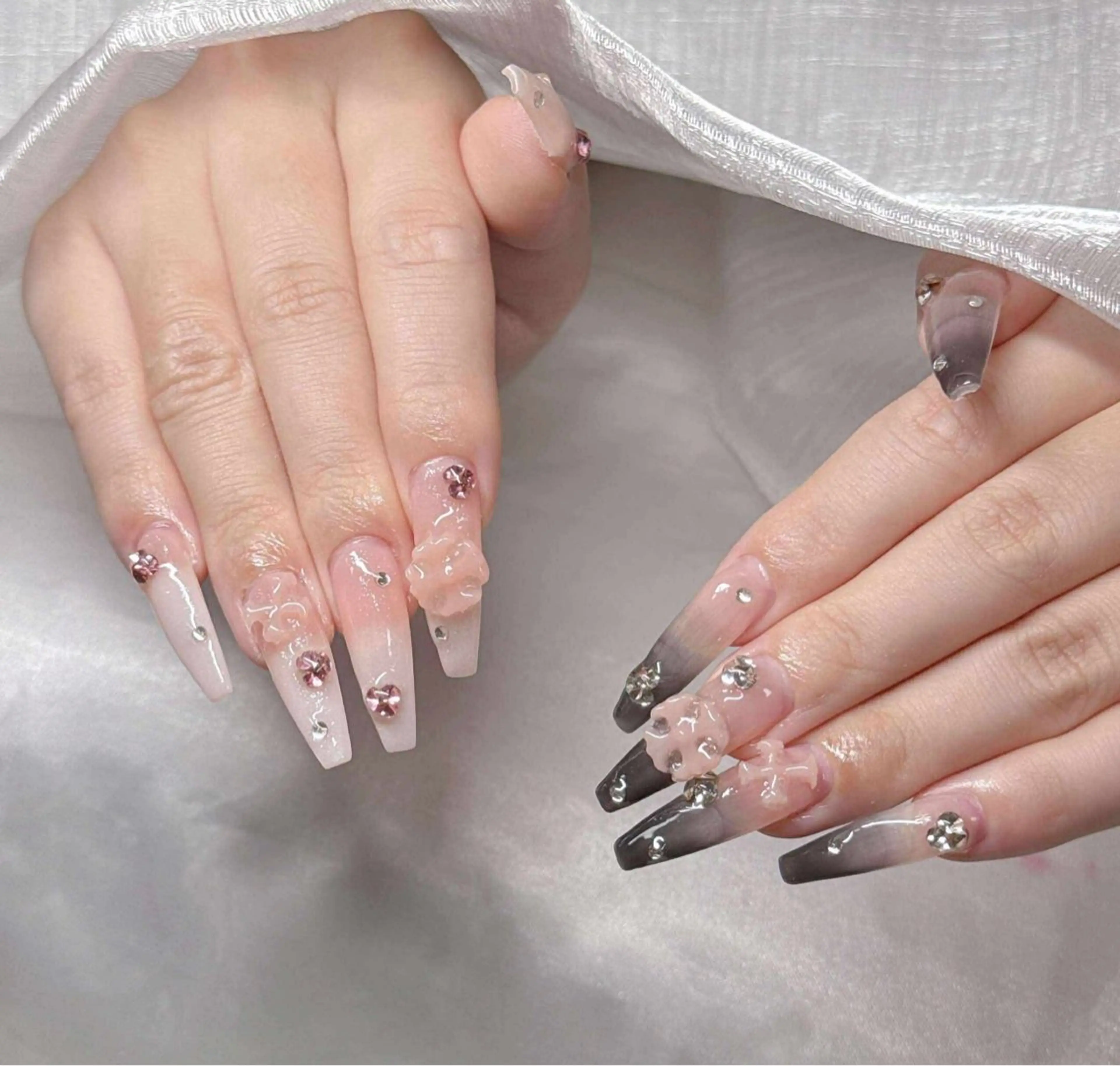 ネイル 長さ出し グラデーション 卒業式 キラキラネイル マグネットネイル ハンドネイル Lee Nailsのネイルデザイン