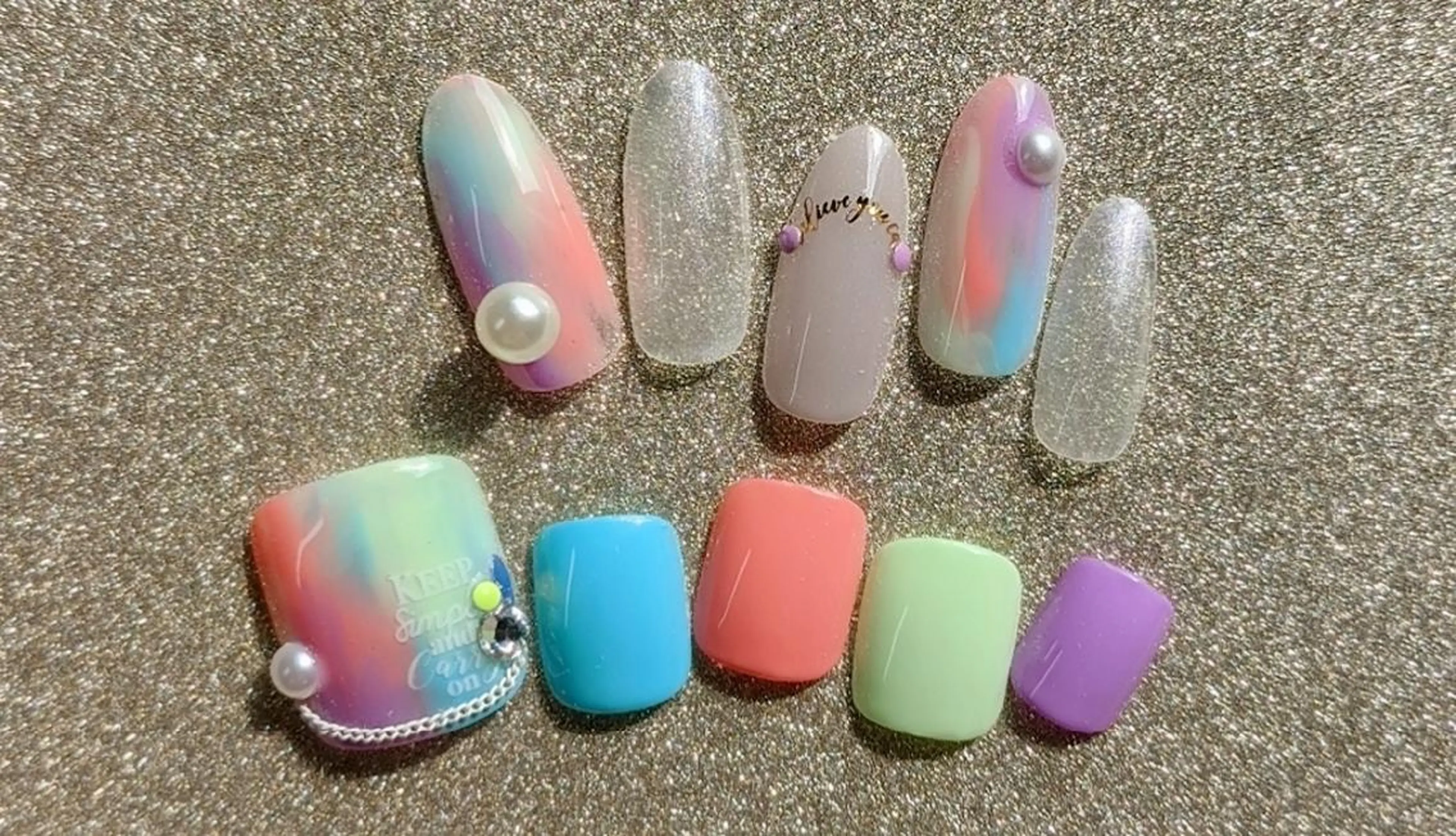 ネイル フットネイル おそろいネイル 2B__nails ニービー京都伏見区のネイルデザイン