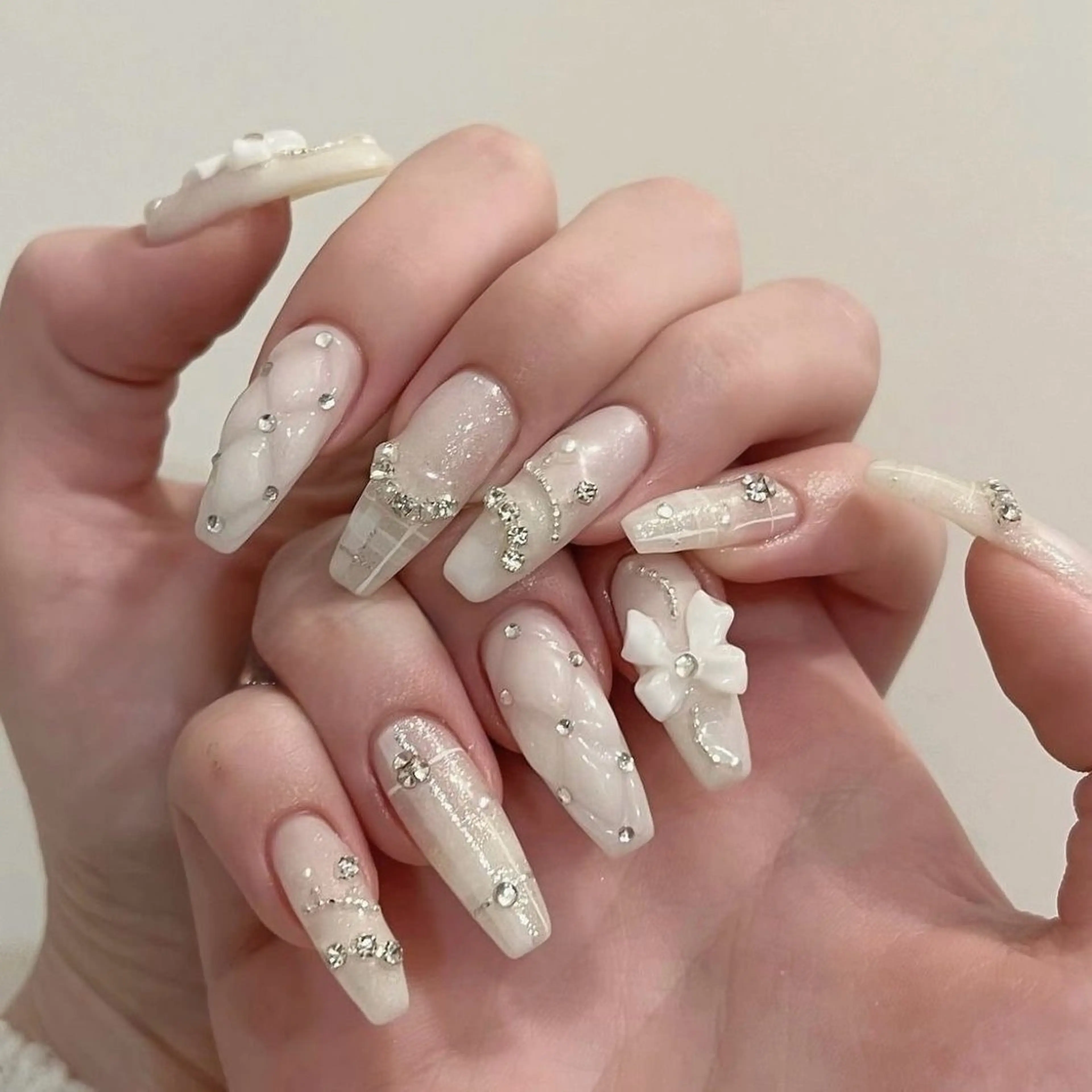 ネイル アートネイル オーロラネイル ブルー チークネイル フットネイル ハンドネイル NICY NAIL所属・NICY NAIL 池袋のネイルデザイン