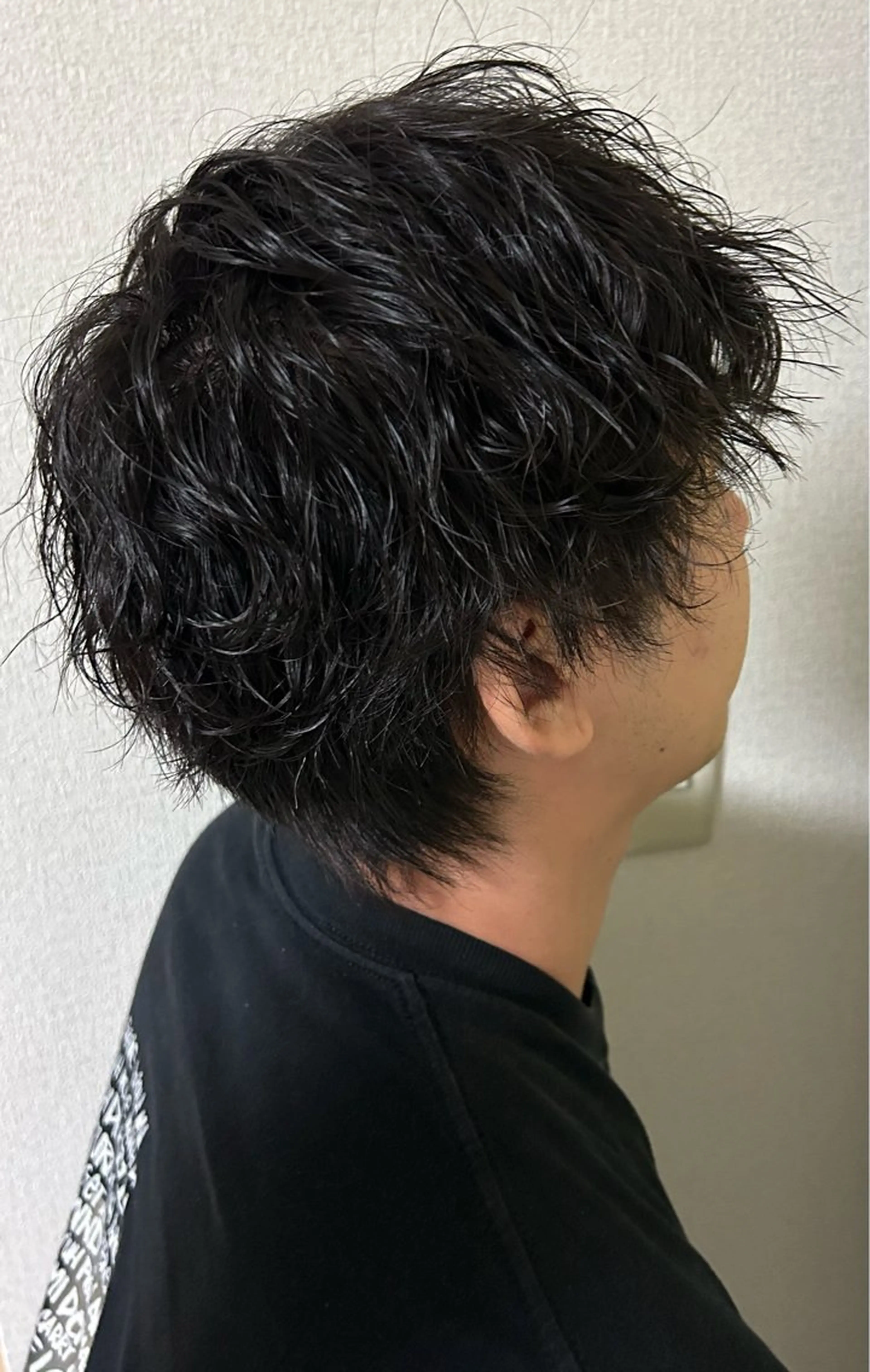 パーマ メンズ メンズパーマ メンズウルフカット ウルフカット 飯塚 沙衣のヘアスタイル