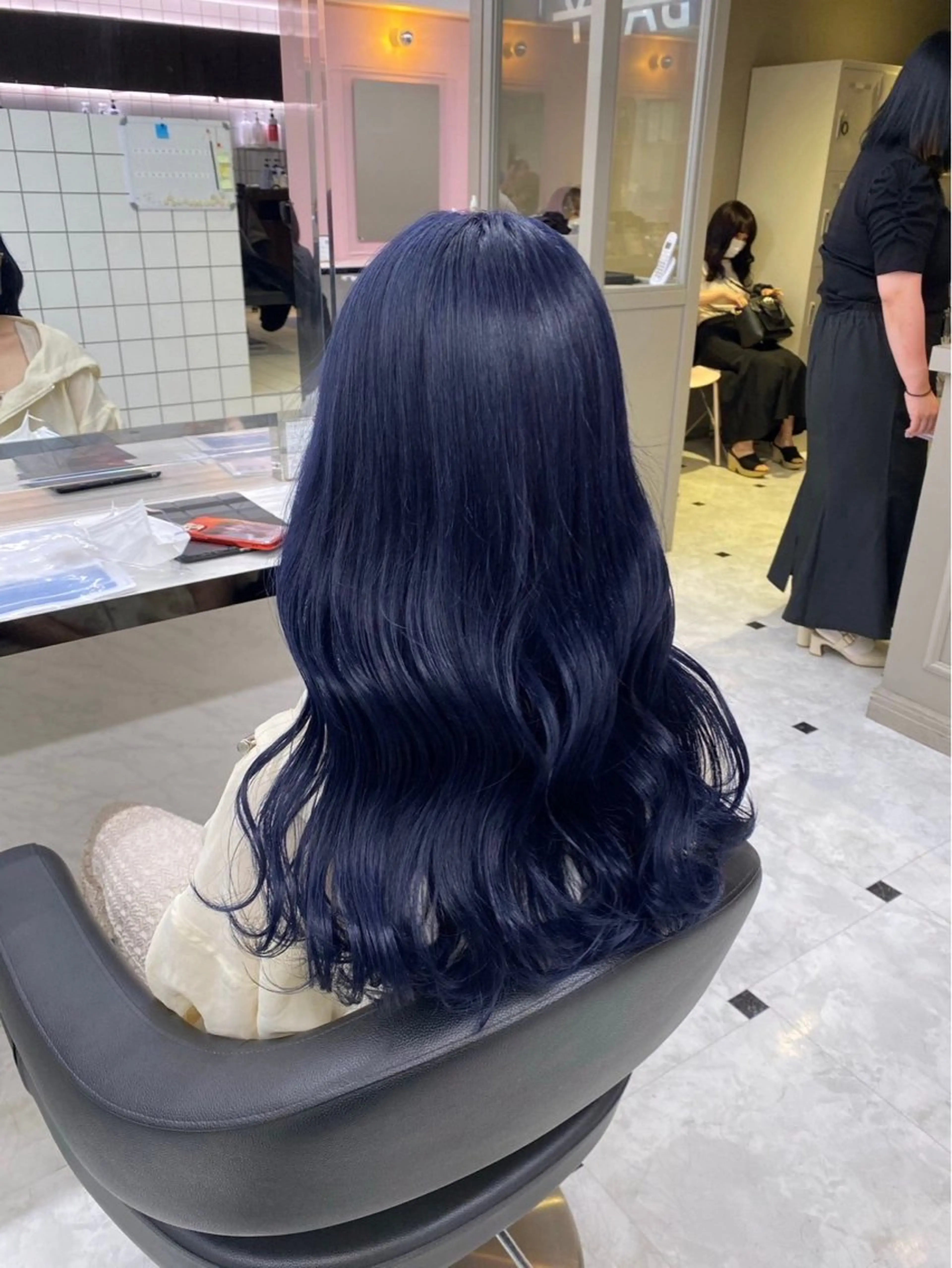 カラー 🩶niina 暗髪韓国系カラー🩶のヘアスタイル