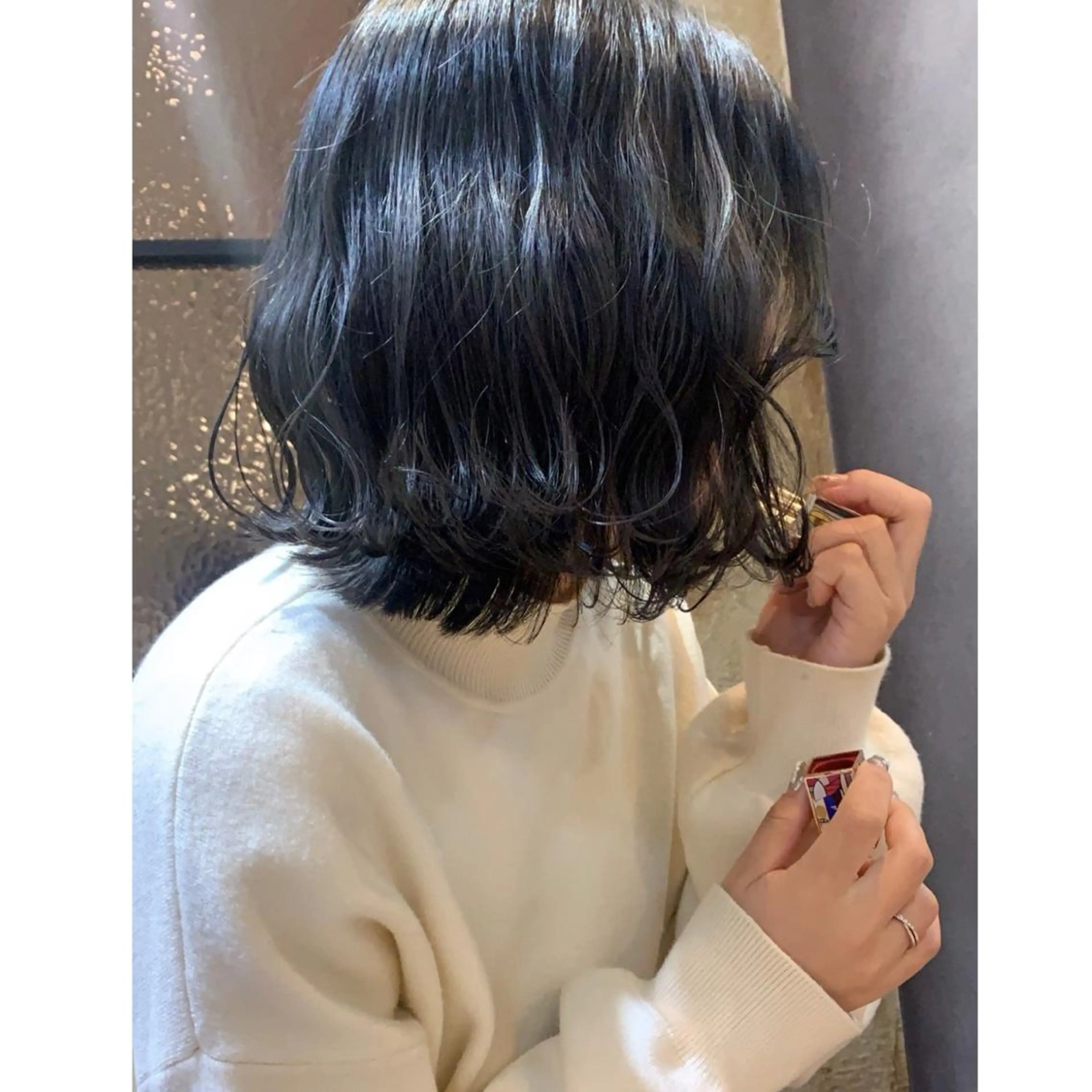 ミディアム ヘアカラー トリートメント 🤍aimi🤍 ウルフ/韓国ヘアのヘアスタイル