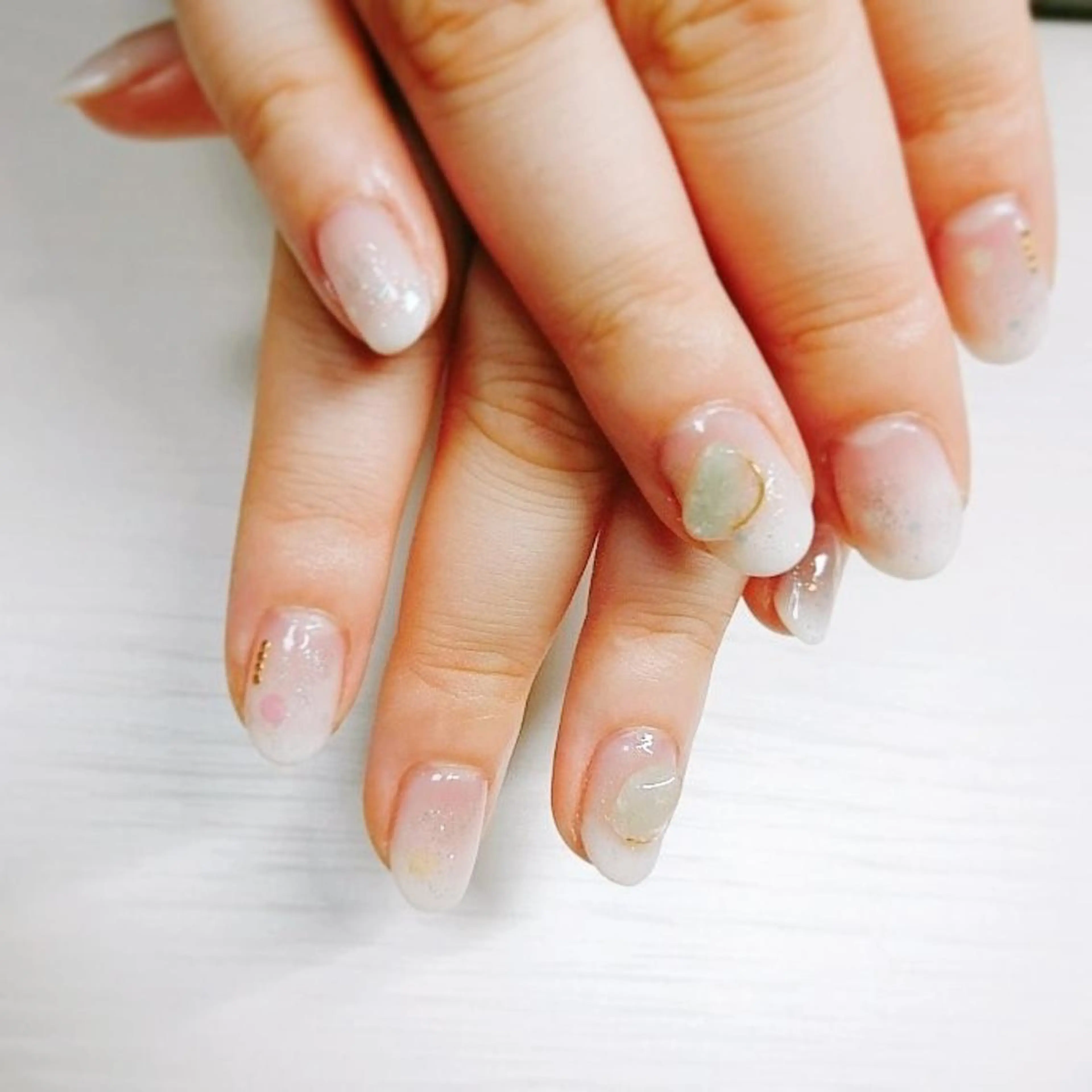 ネイル グランドソレイユ (駐輪場あり)のネイルデザイン