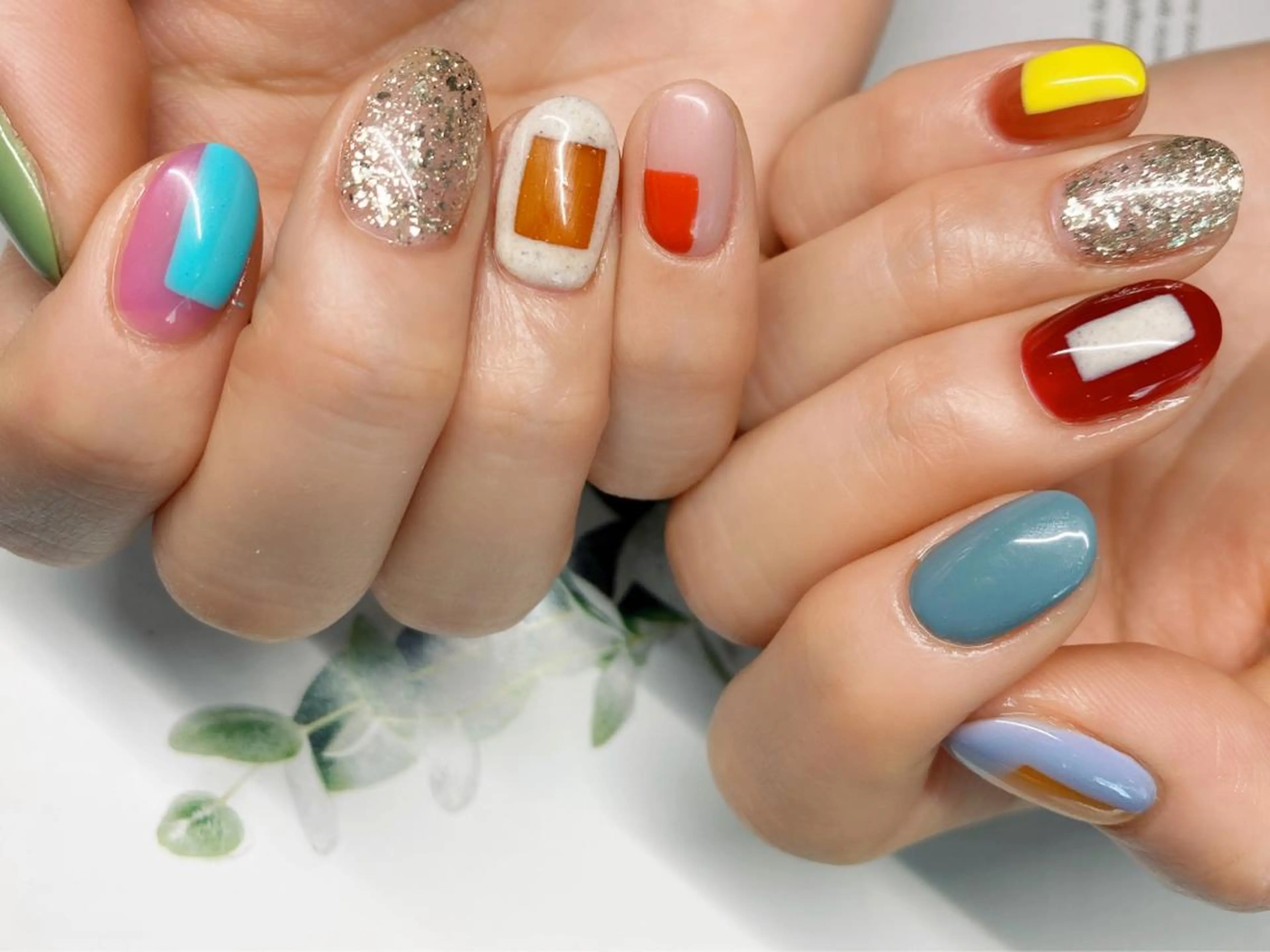 ショート ハンドネイル NAILSALON 🍔Timna🍟のネイルデザイン