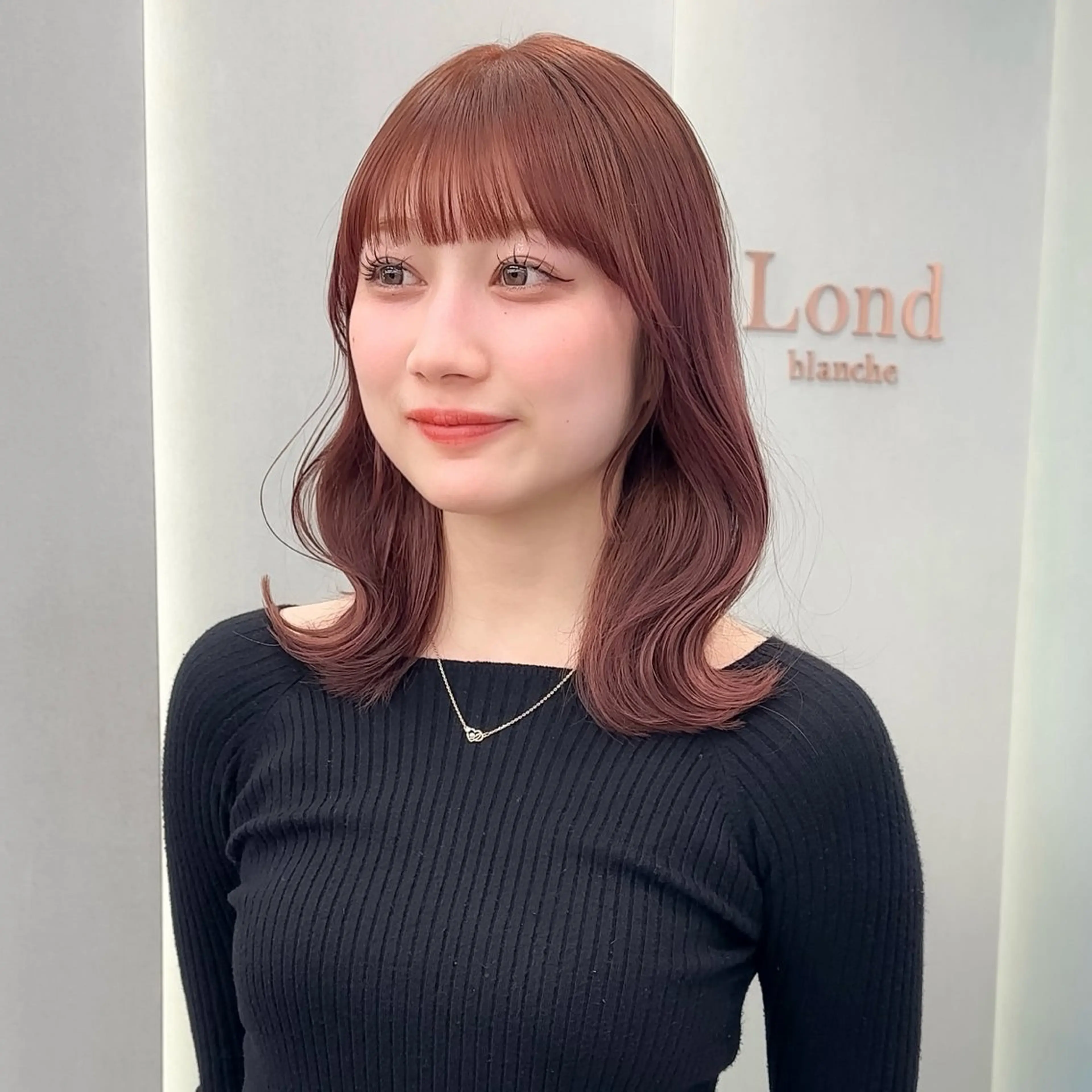 ミディアム カット ヘアカラー トリートメント 縮毛矯正/韓国ヘア /ボブ🪄ミズキのヘアスタイル
