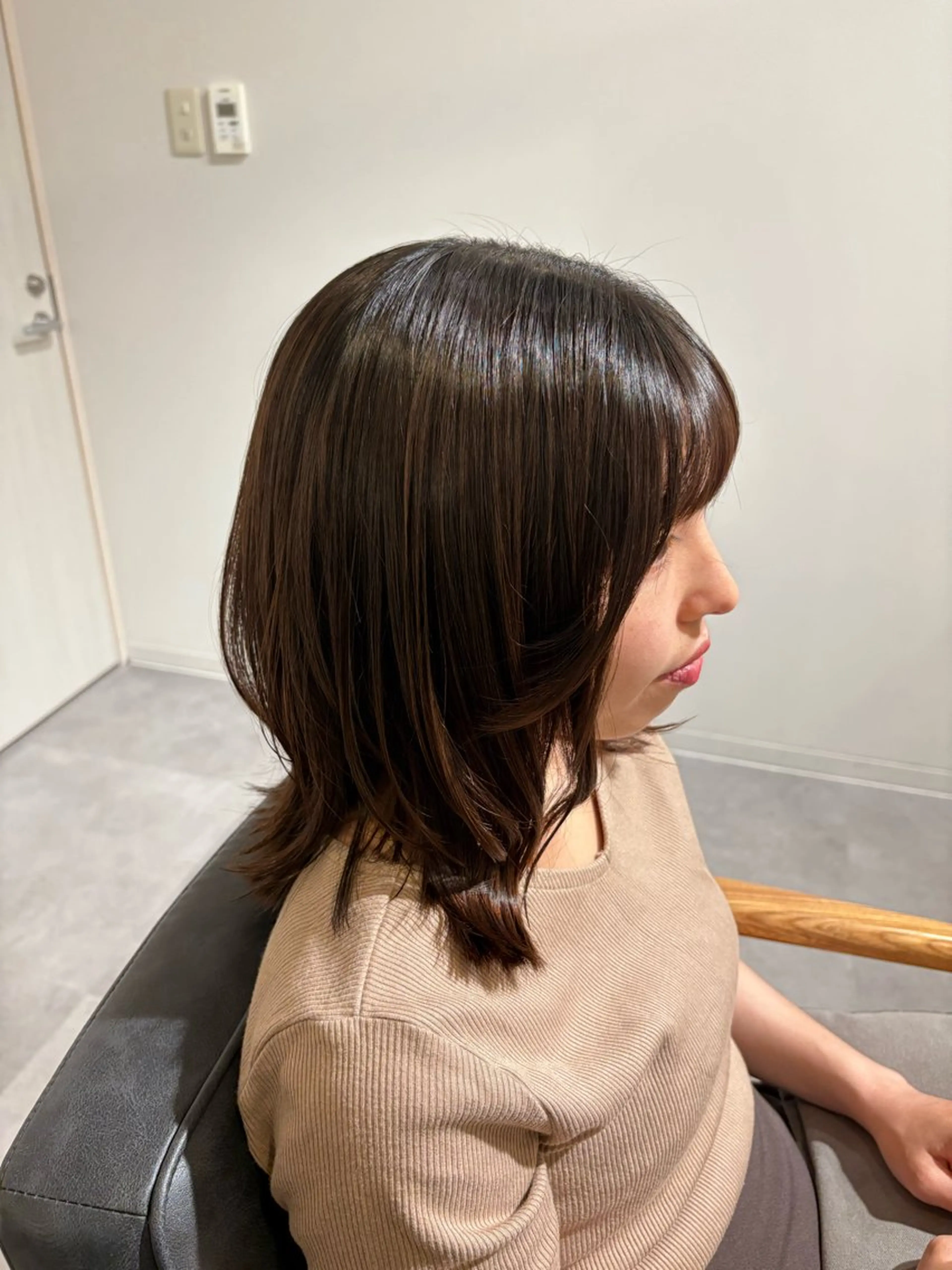 ミディアム くびれヘア 栗原 歩美のヘアスタイル