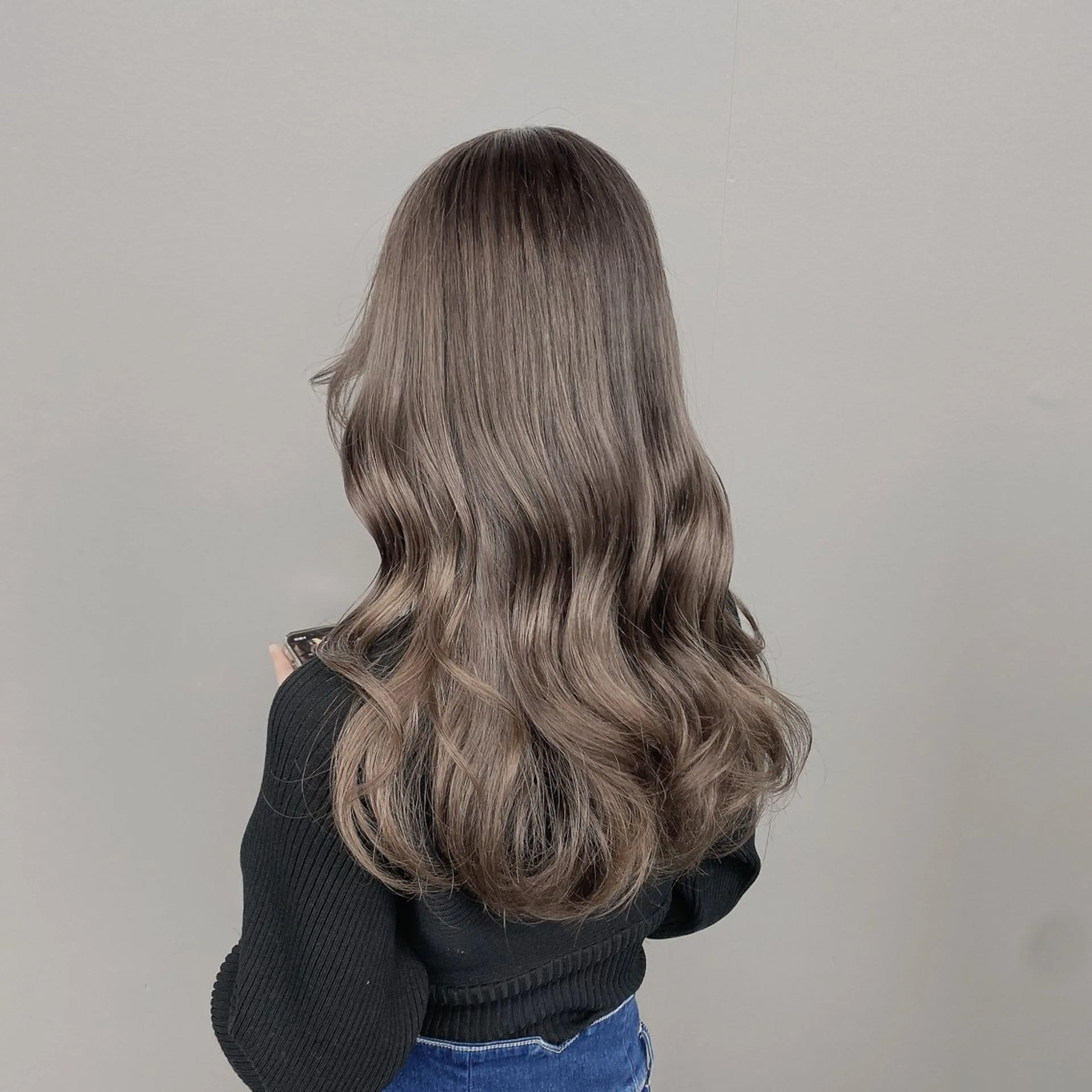 ロング ヘアカラー ヘアセット 🎀ほの🎀 ミルクティー♡表参道のヘアスタイル