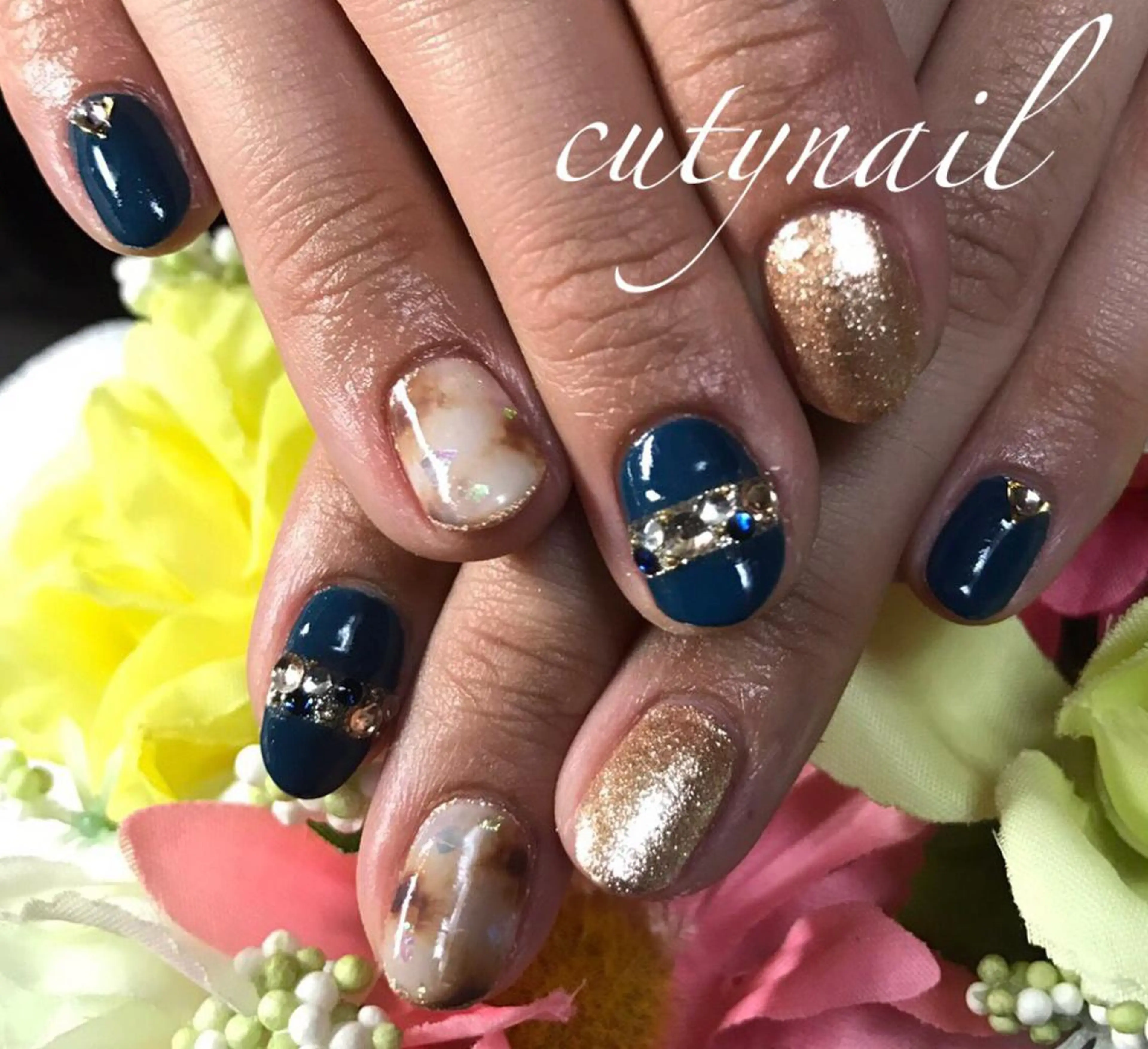 ネイル アートネイル ストーンネイル cuty nailのネイルデザイン
