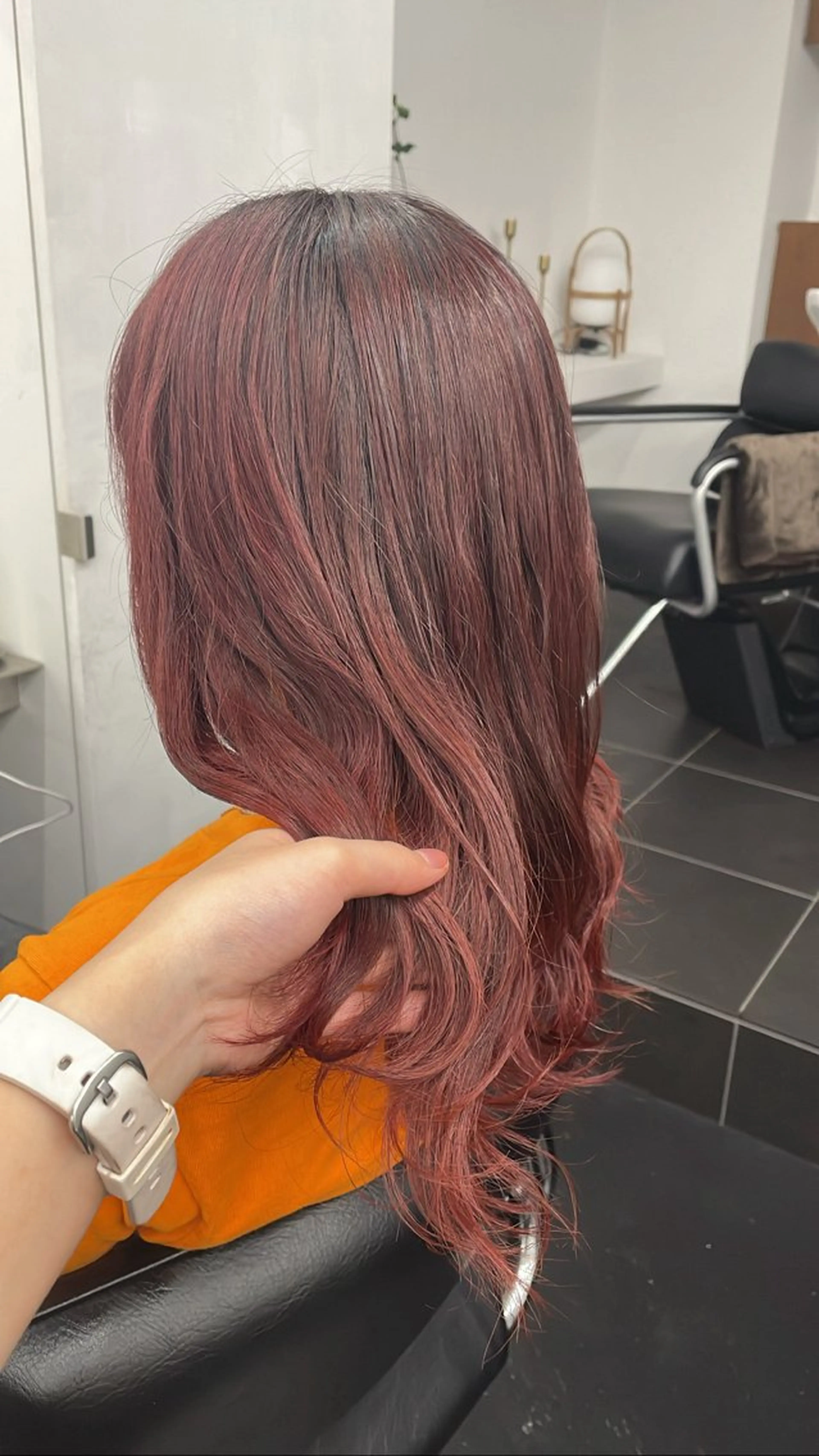 ロング カラー ブリーチ ブリーチなしカラー レッドカラー ヘアカラー ヤマザキ アヤメ 【シベルバレー横浜】のヘアスタイル