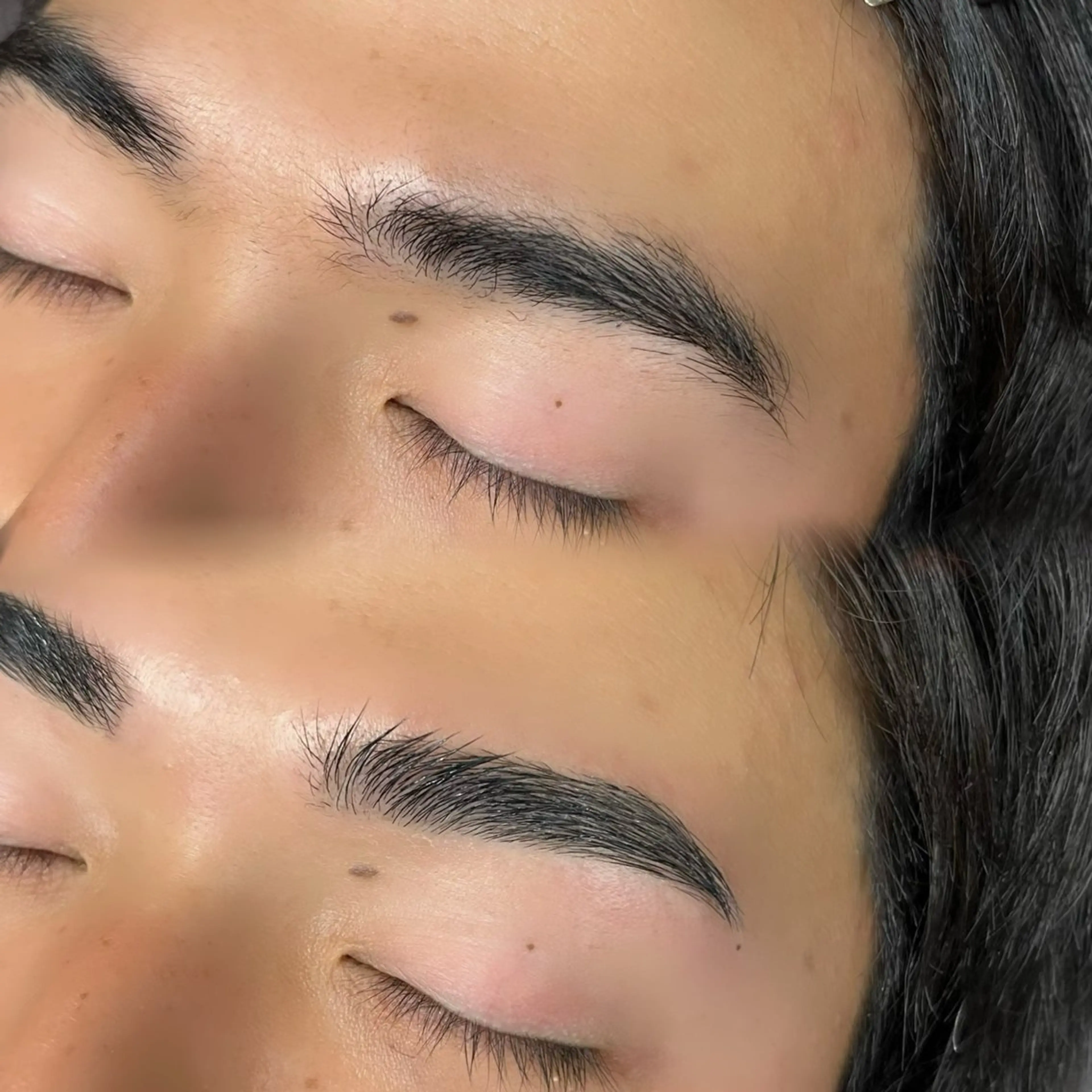メンズ アイブロウ トレンド眉&まつ毛 /akaneの眉毛・アイブロウイメージ