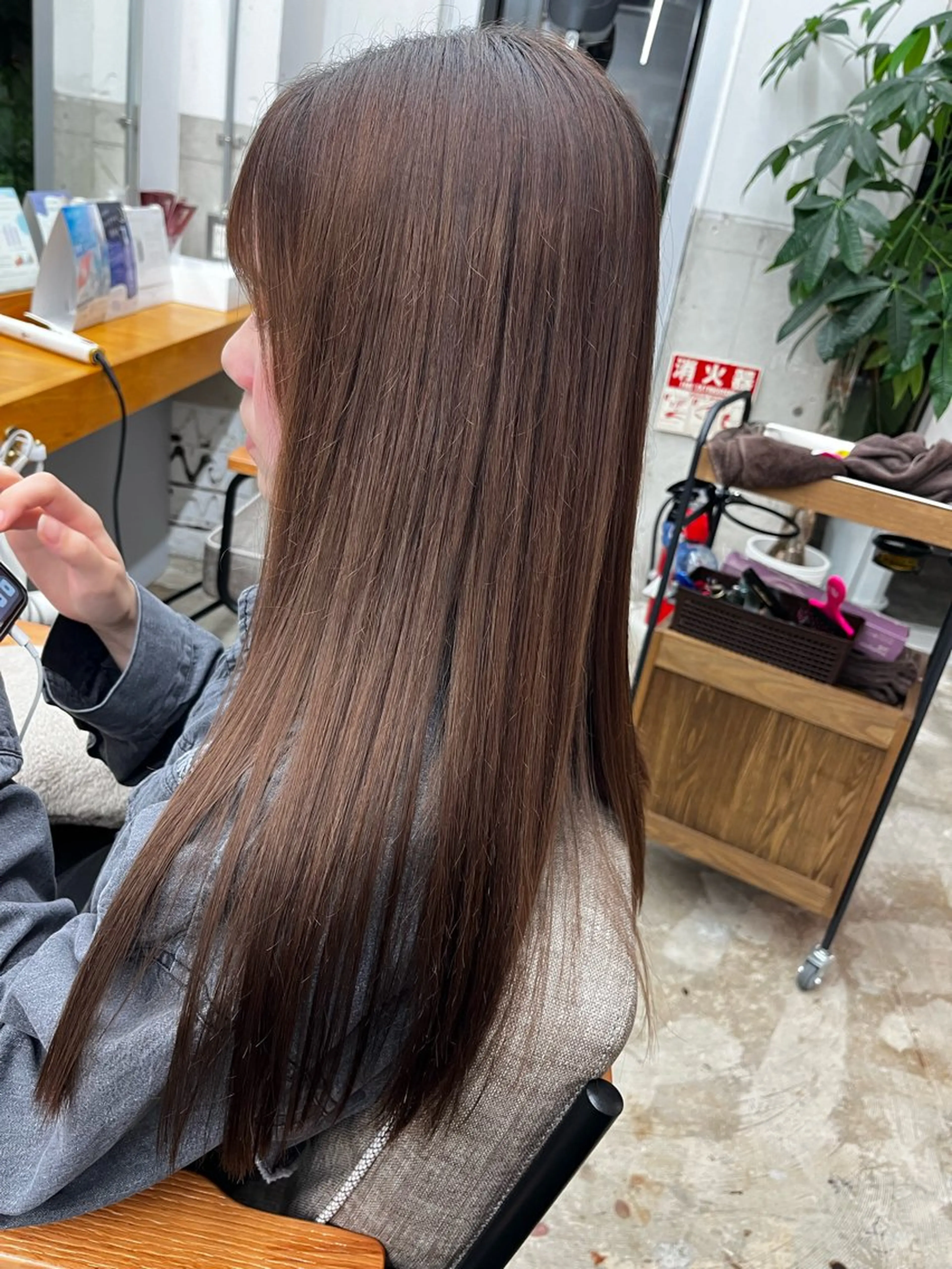 ロング 酸性ストレート 縮毛矯正 ROSSO Hair＆SPA  香椎宮前店所属・SHIINA 香椎宮前店のヘアスタイル